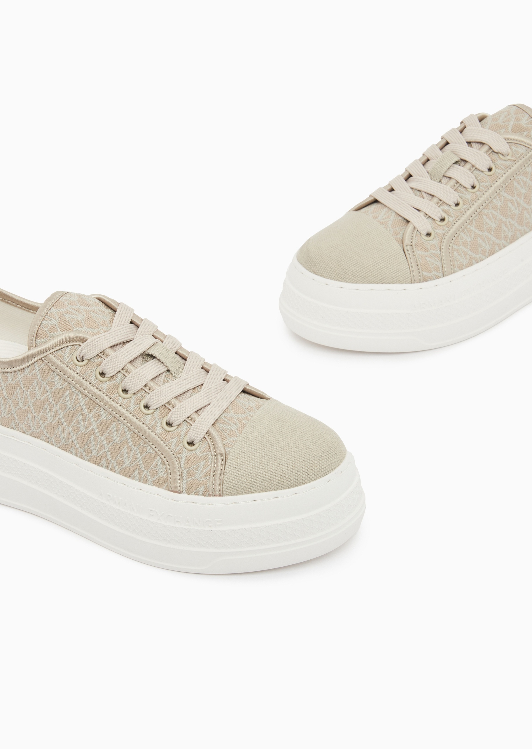 ARMANI EXCHANGE 女士系带低帮厚底满印板鞋休闲运动鞋