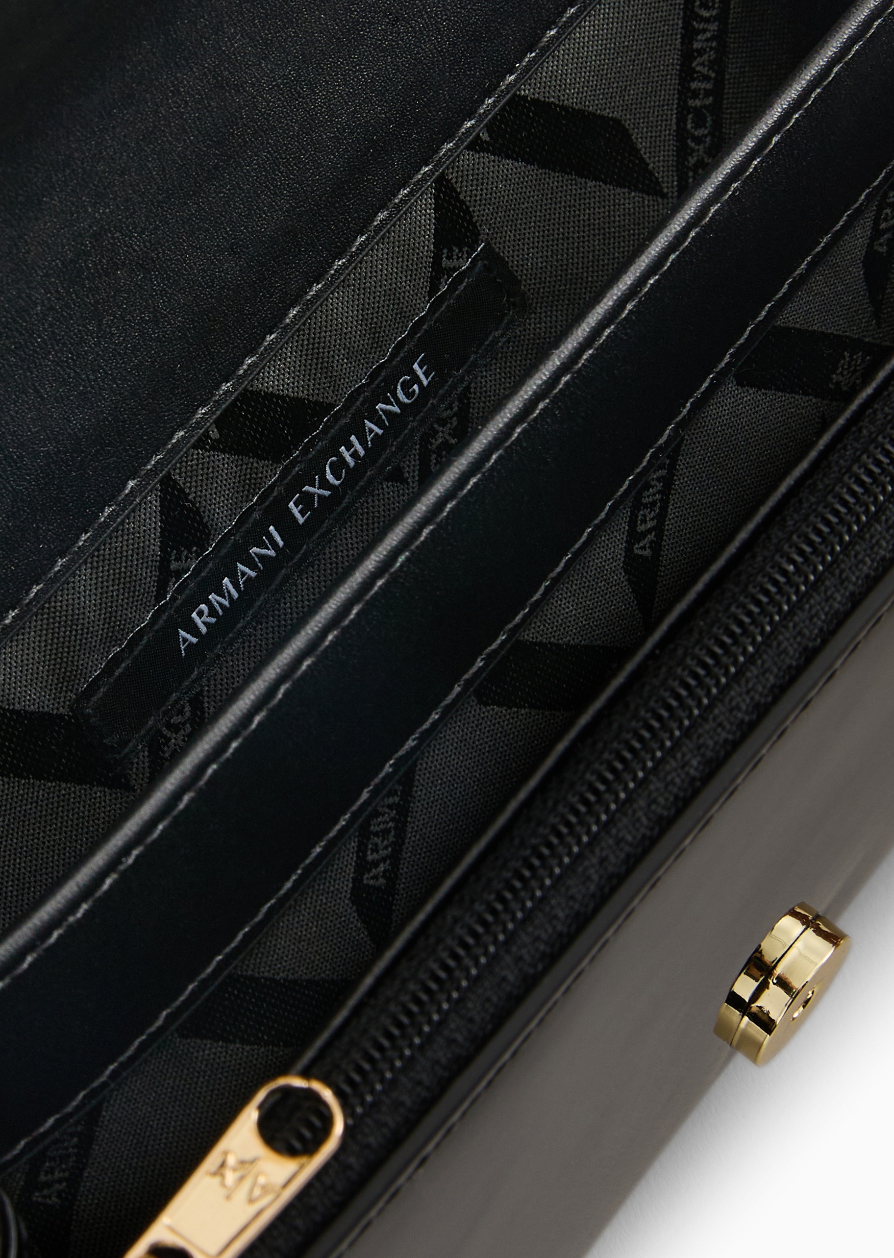 ARMANI EXCHANGE 女士翻盖横款时尚链条单肩斜挎钱包