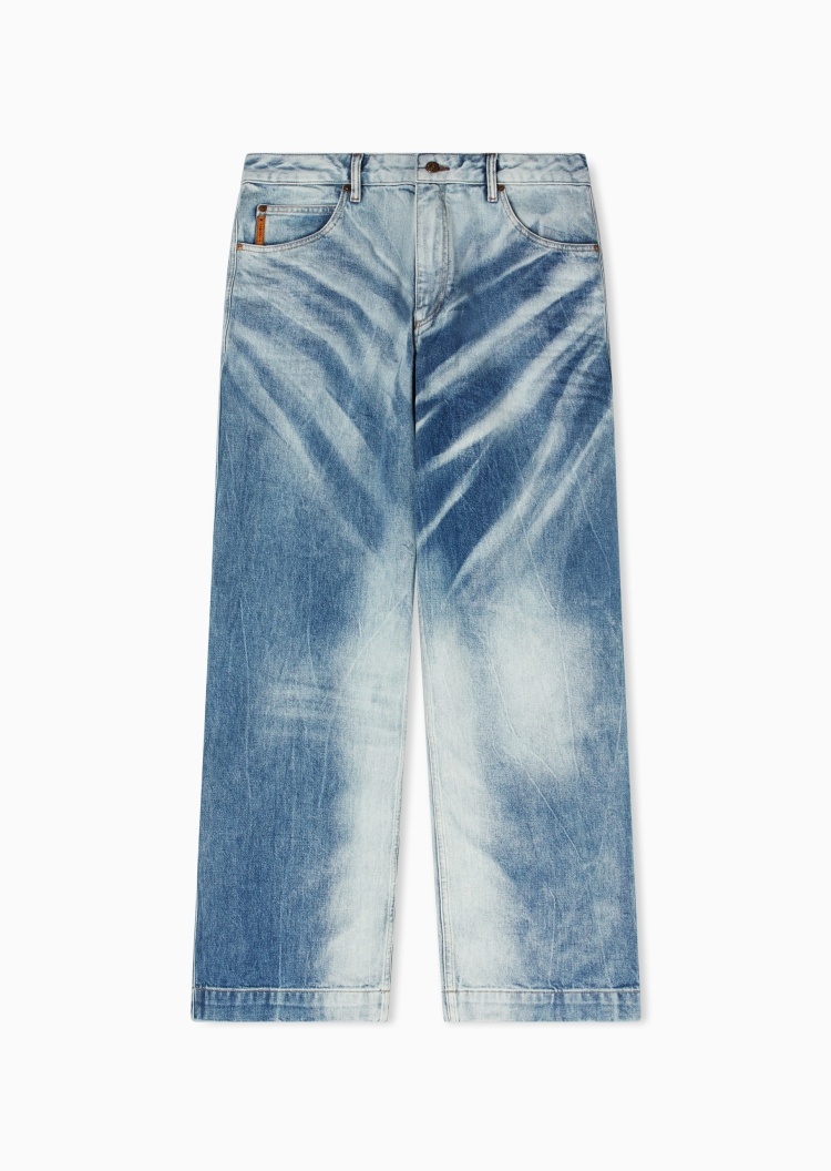 Emporio Armani 男士宽松阔腿垂感水洗中腰牛仔裤