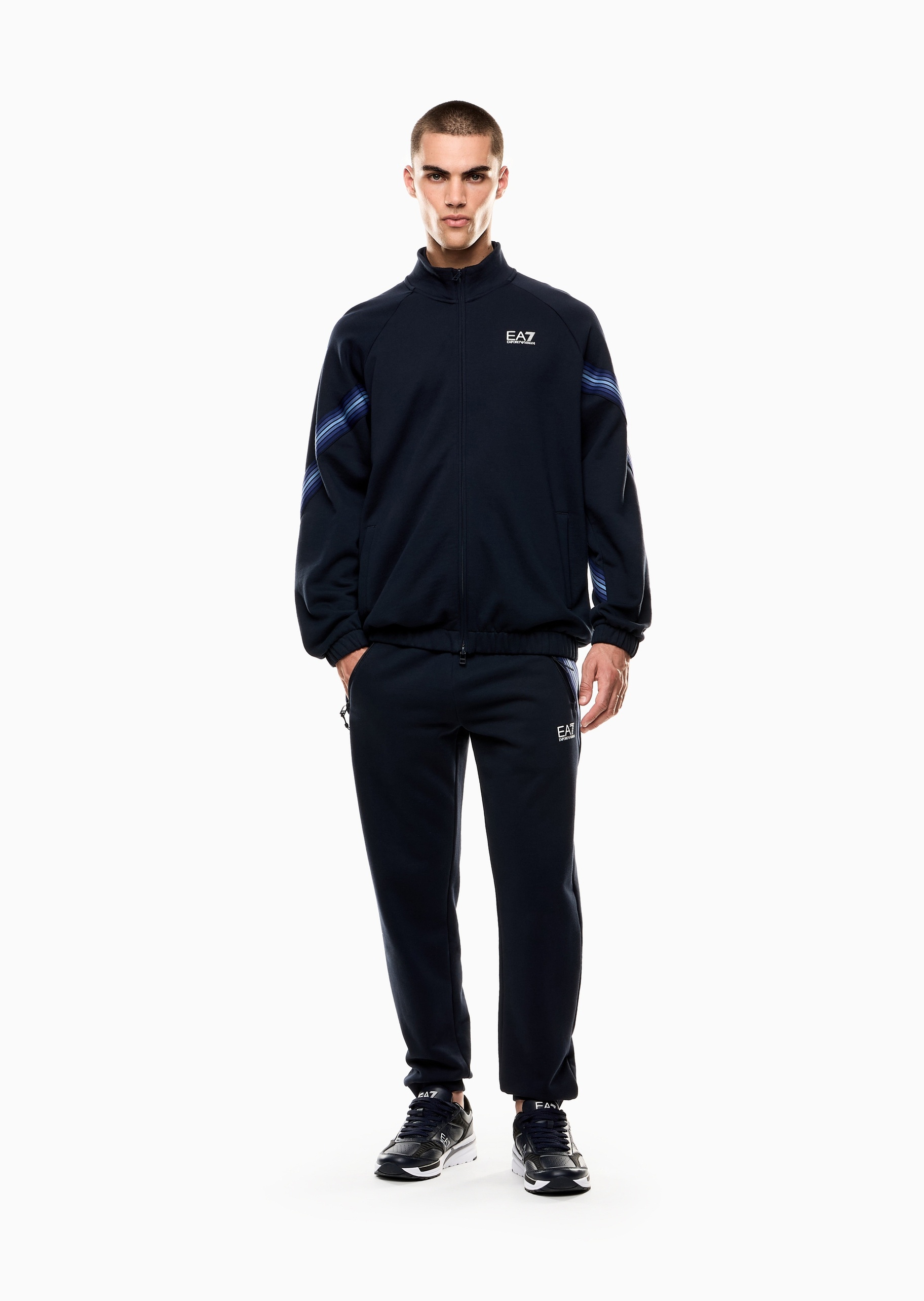 EA7 男士重磅合身长袖立领加绒拉链开衫卫衣外套