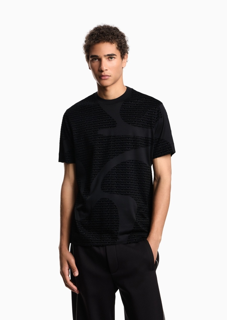 Emporio Armani 男士莱赛尔合身短袖圆领植绒老花T恤
