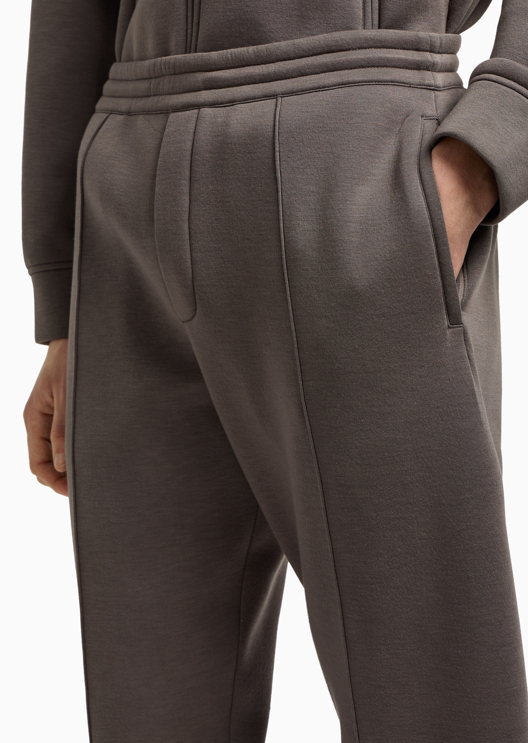 Emporio Armani 男士宽松休闲老钱风束脚运动卫裤