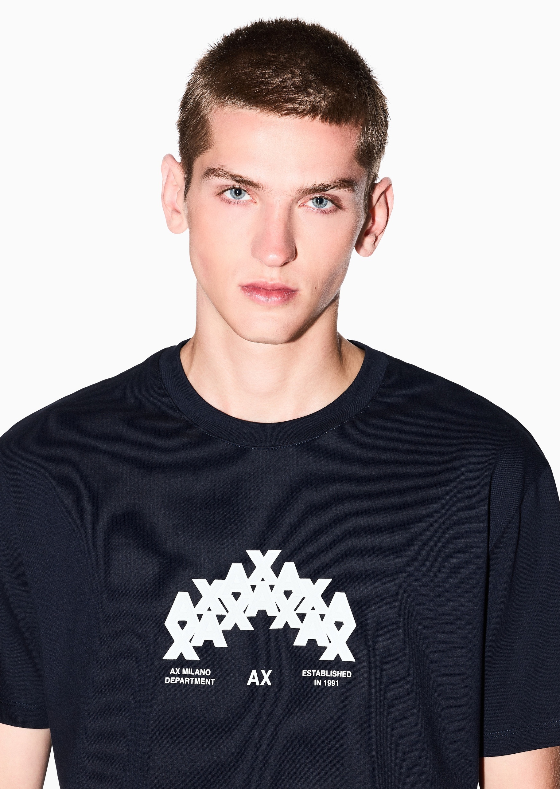 ARMANI EXCHANGE 男士纯棉合身短袖圆领正肩创意字母印花T恤
