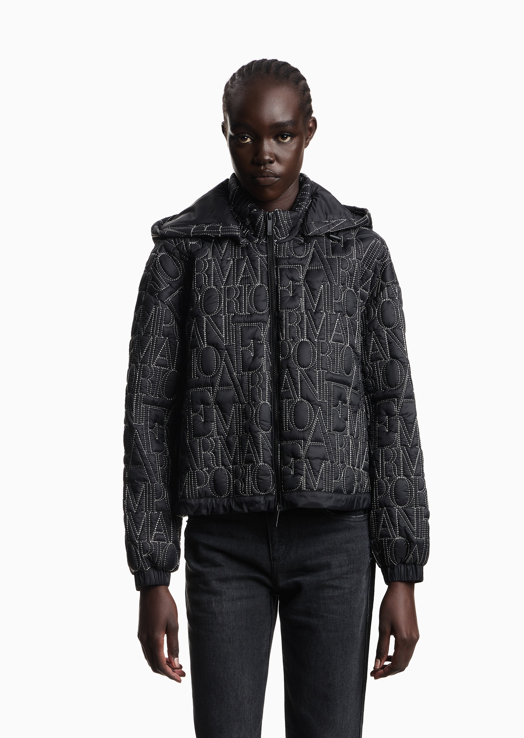 Emporio Armani 女士短款长袖可拆连帽通体刺绣拉链休闲棉服