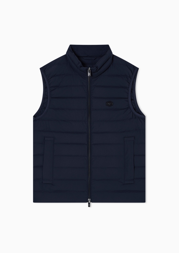 Emporio Armani 男士合身无袖立领纯色拉链羽绒马甲