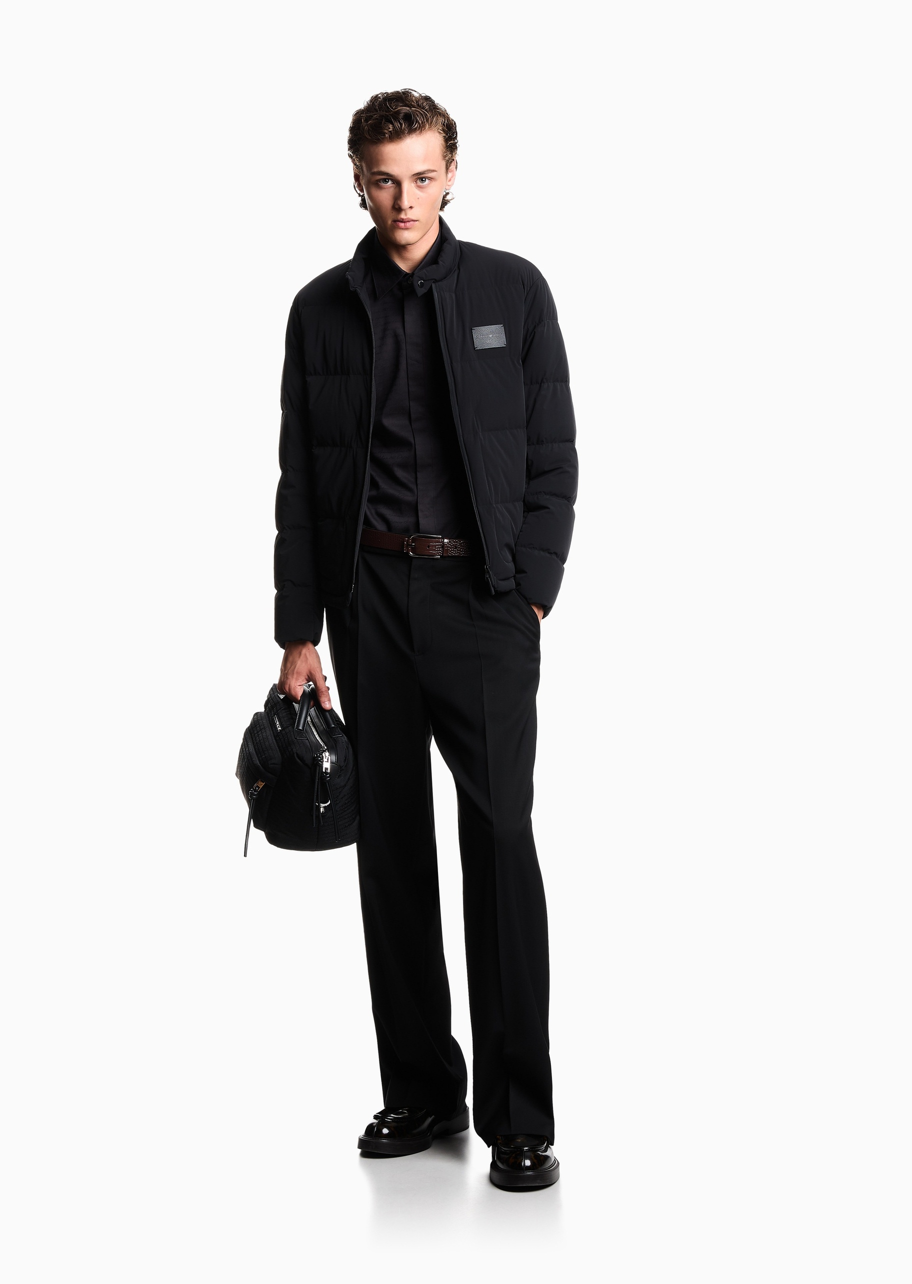 Emporio Armani 男士全棉长袖翻领字母标识纯色衬衫