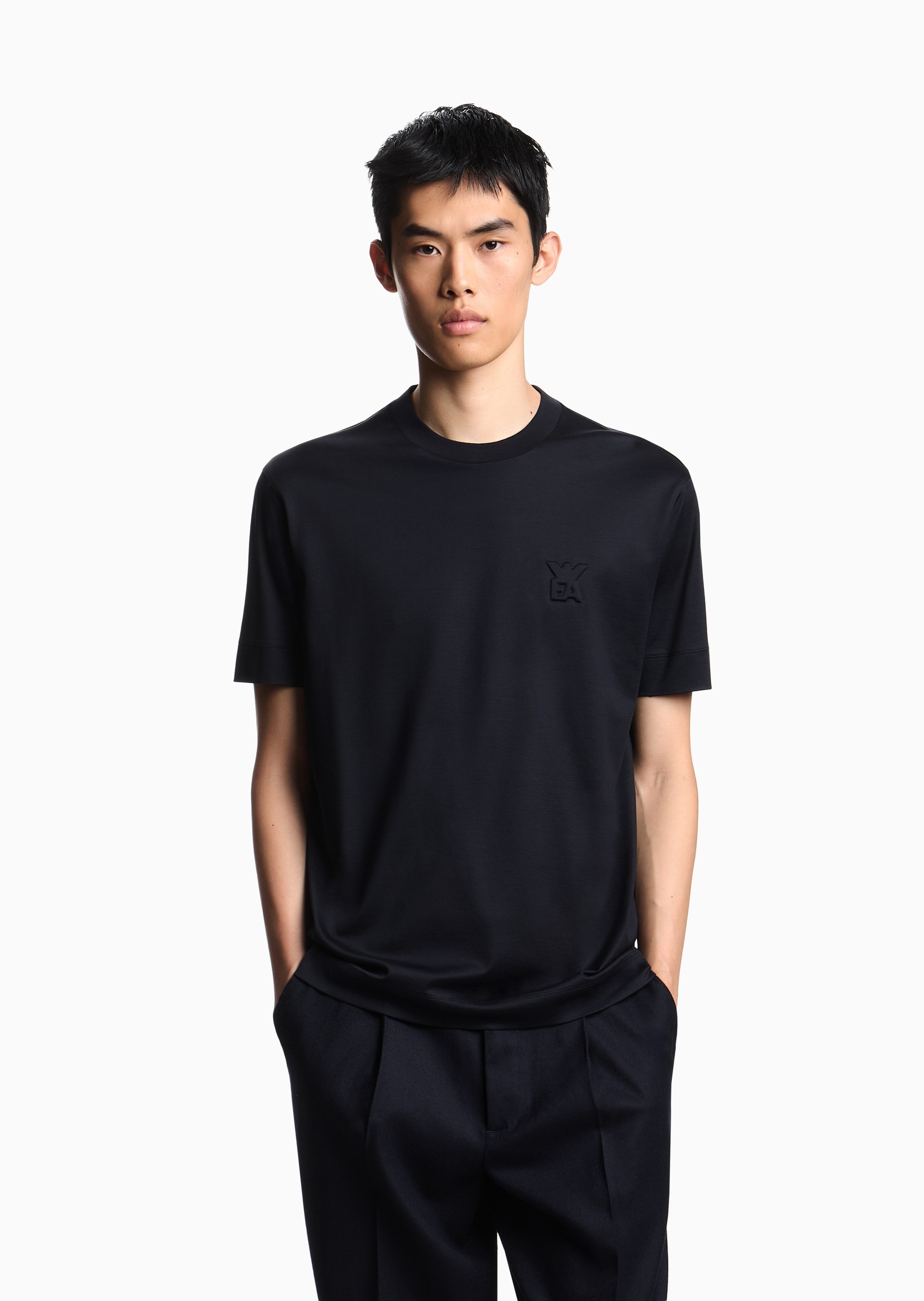 Emporio Armani 男士莱赛尔合身短袖圆领重磅标识压花T恤