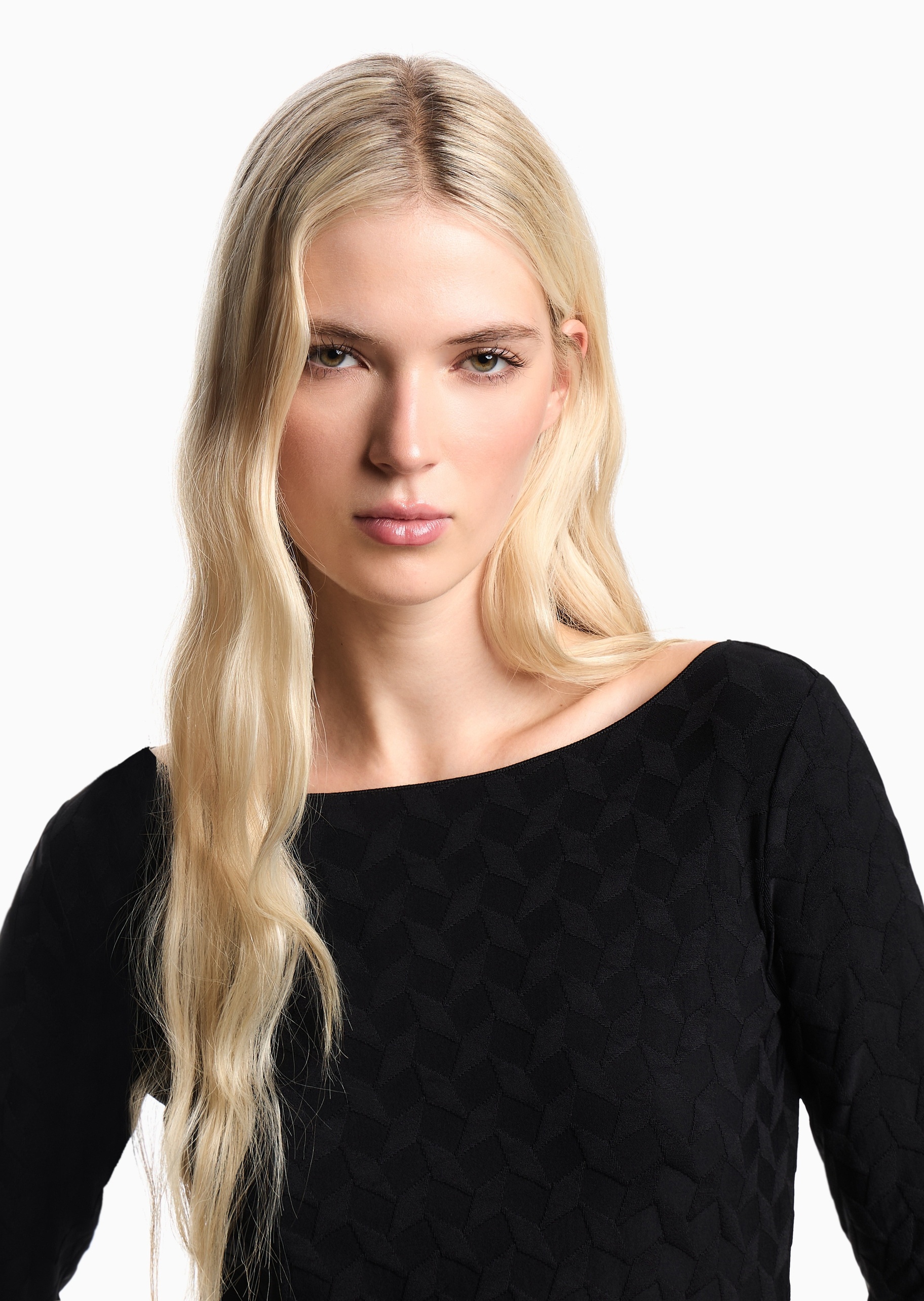 Emporio Armani 女士弹力长袖船领纯色提花针织衫