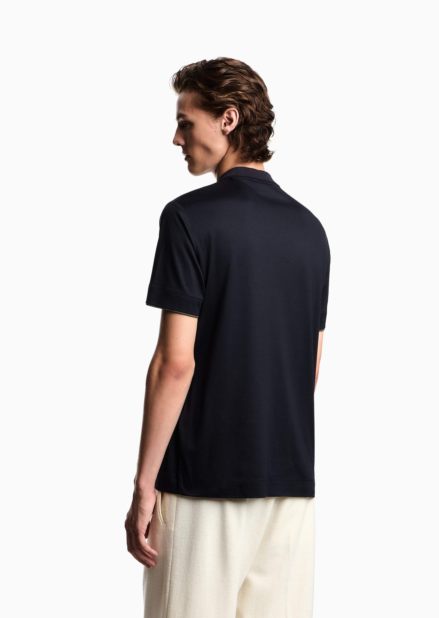 Emporio Armani 男士莱赛尔合身短袖圆领正肩T恤