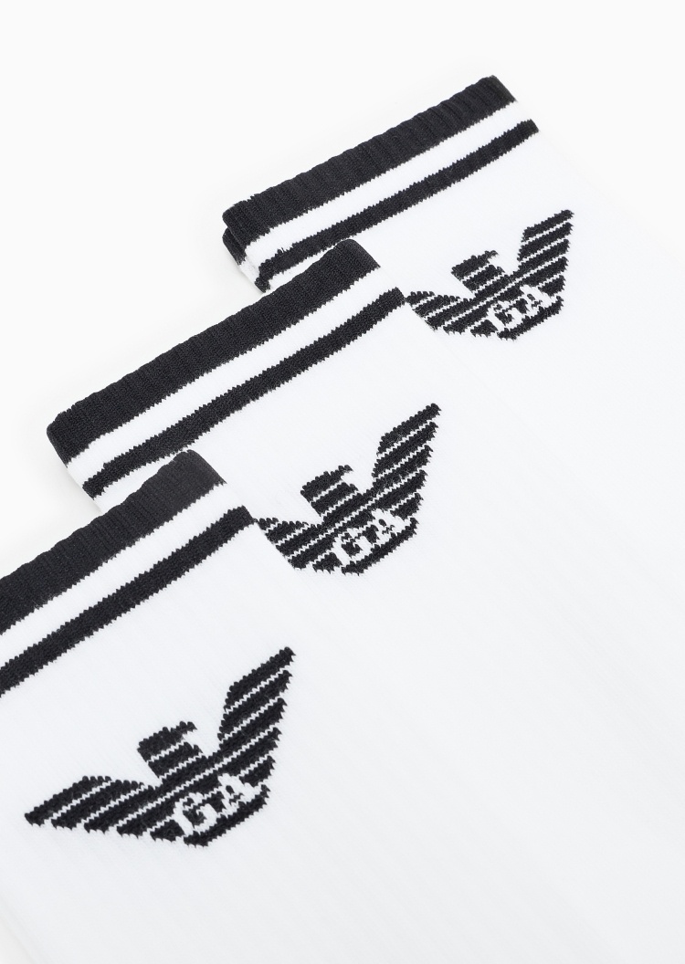 Emporio Armani 男士三双装商务耐穿鹰标提花中筒袜棉袜