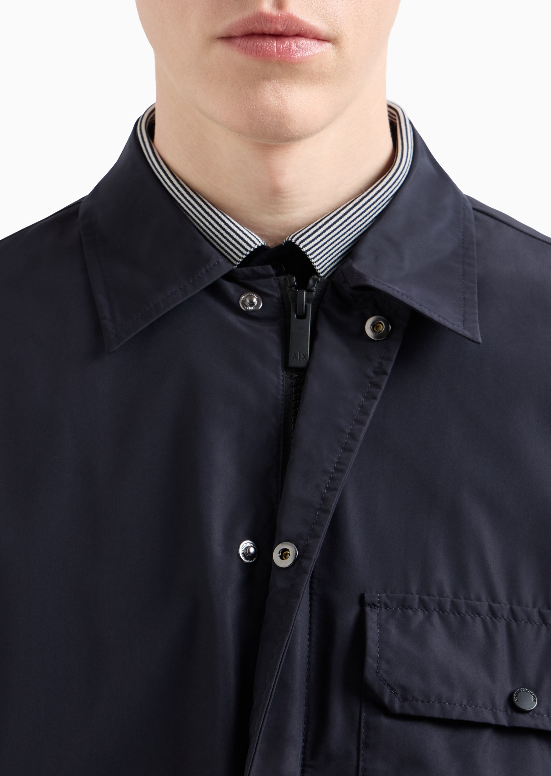 ARMANI EXCHANGE 男士宽松长袖翻领纯色休闲工装衬衫
