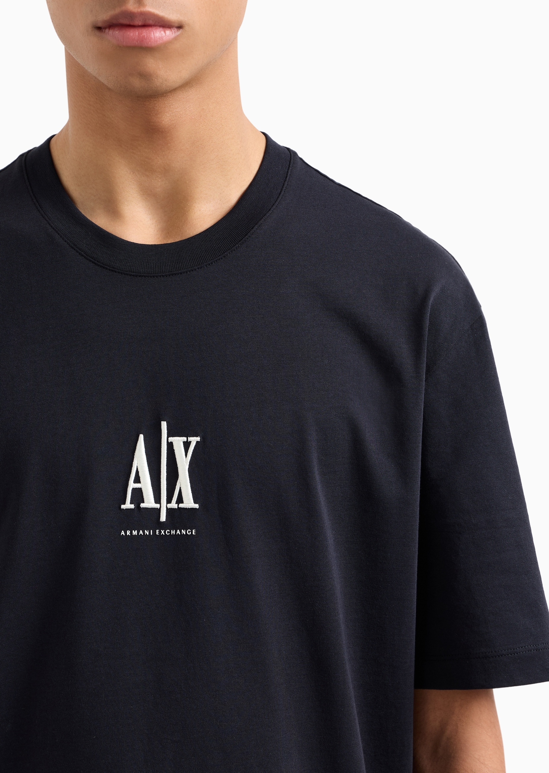 ARMANI EXCHANGE 男士纯棉宽松短袖圆领标识刺绣T恤
