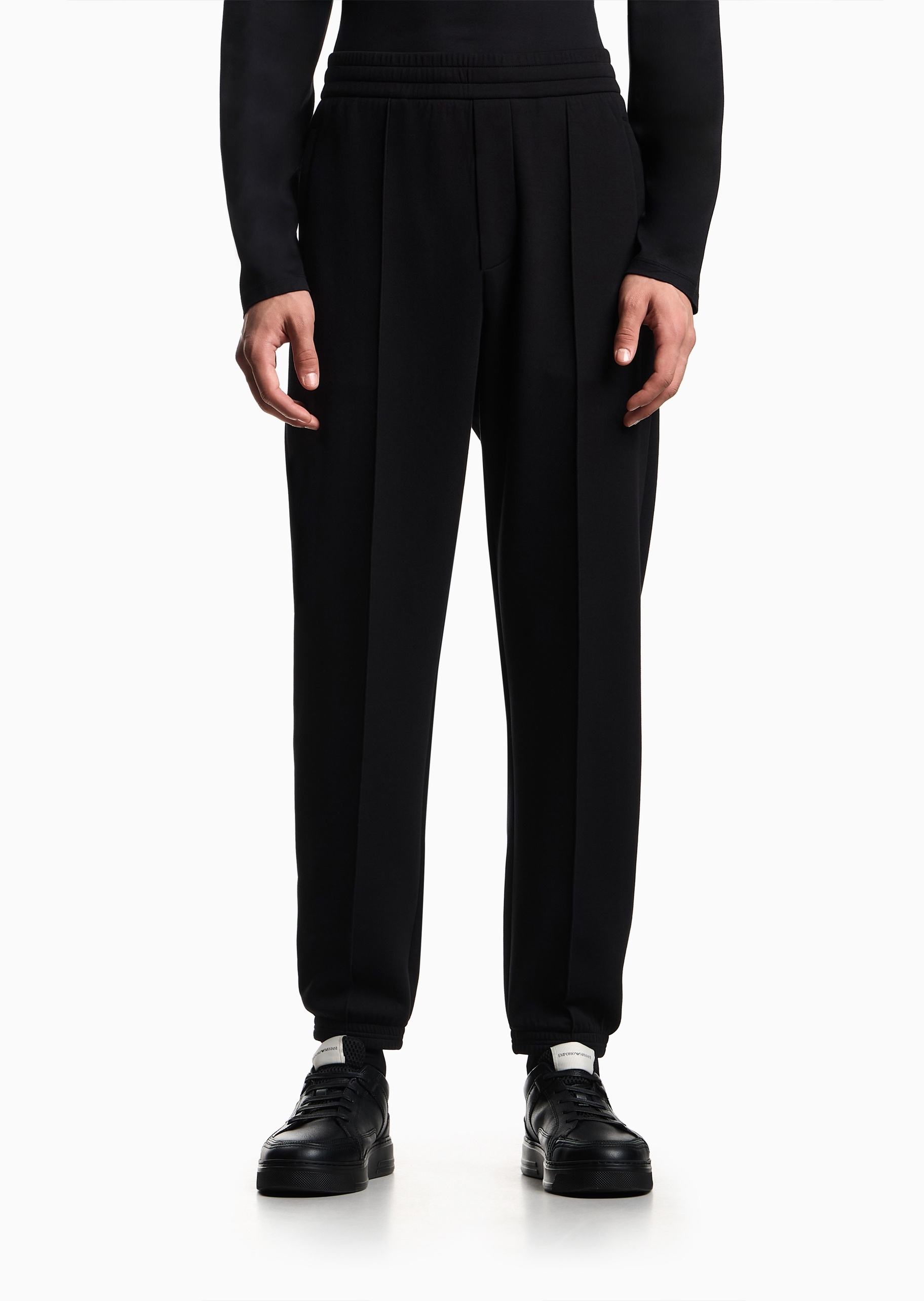 Emporio Armani 男士弹力宽松长款锥形束脚纯色卫裤