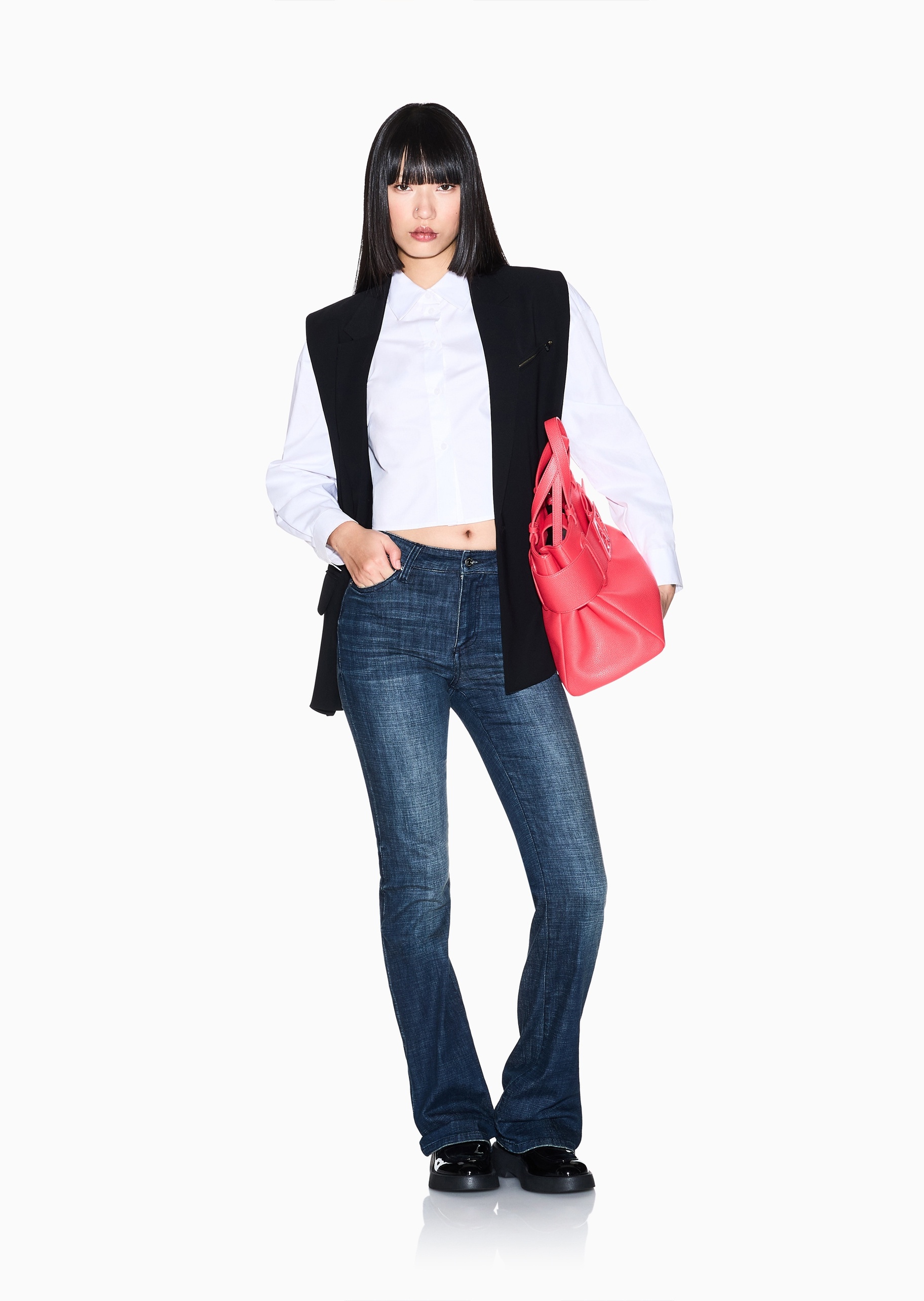 ARMANI EXCHANGE 女士微弹修身中腰长款微喇水洗牛仔裤