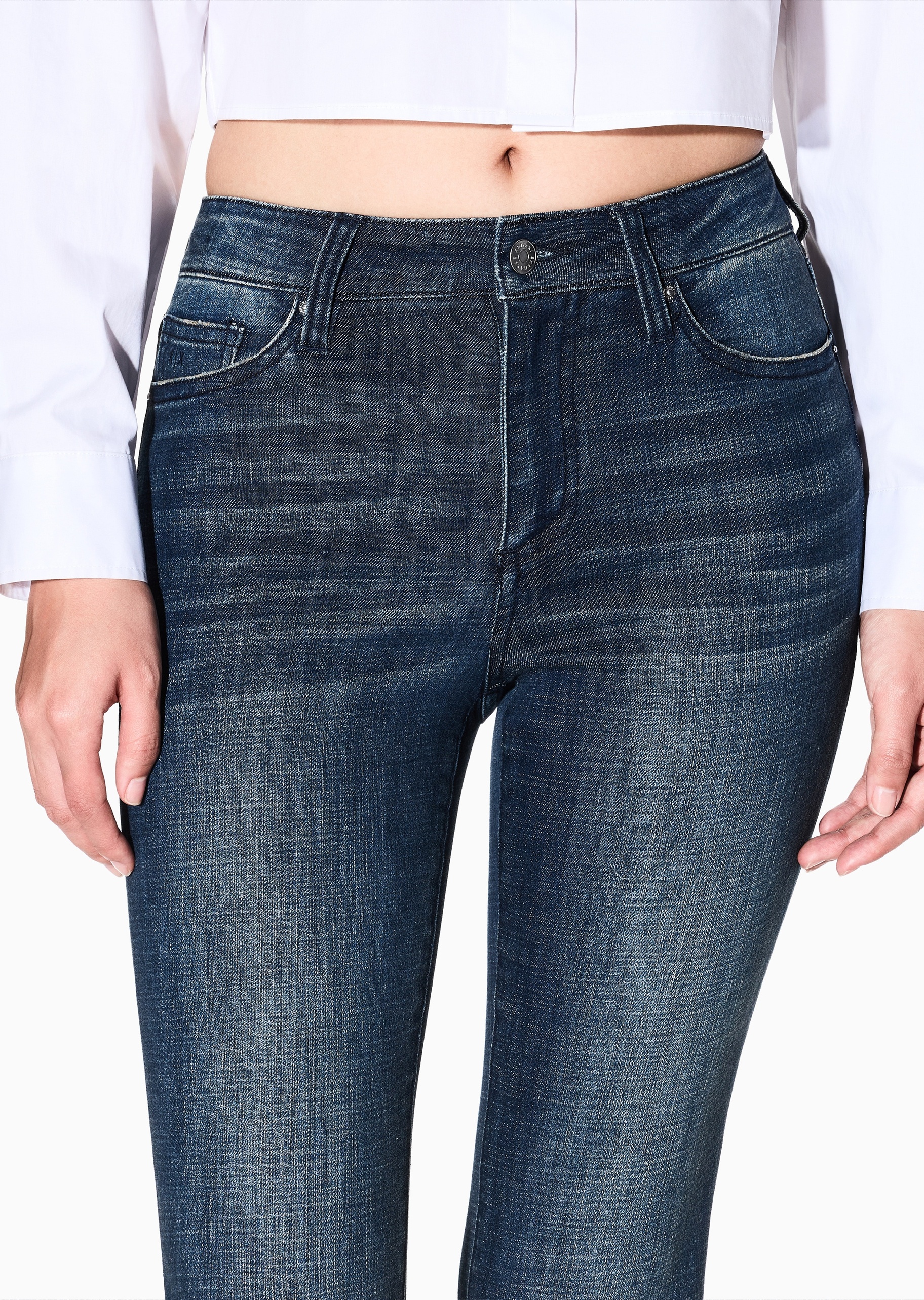 ARMANI EXCHANGE 女士微弹修身中腰长款微喇水洗牛仔裤