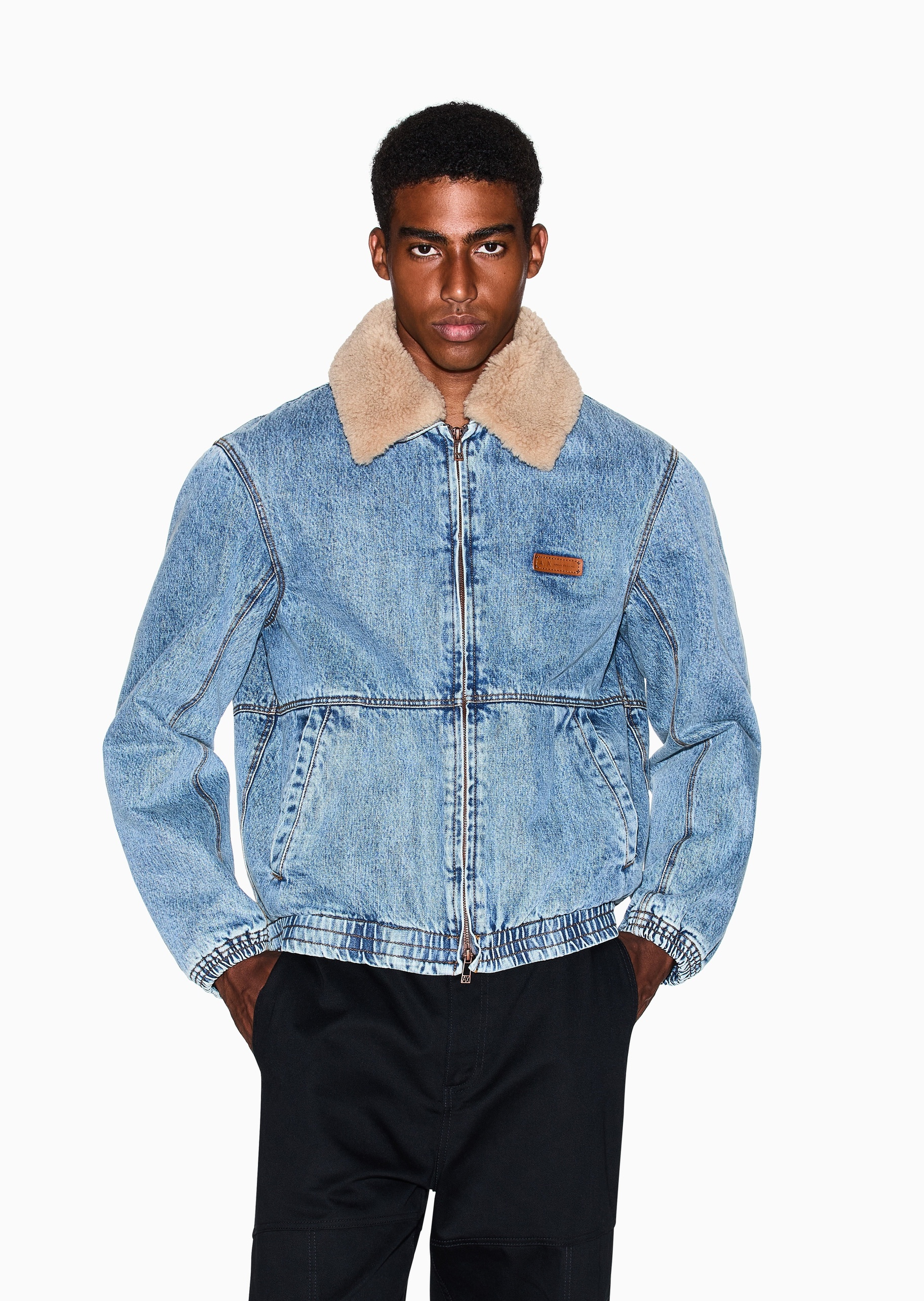 ARMANI EXCHANGE 男士纯棉短款翻领拉链门襟前卫棉服