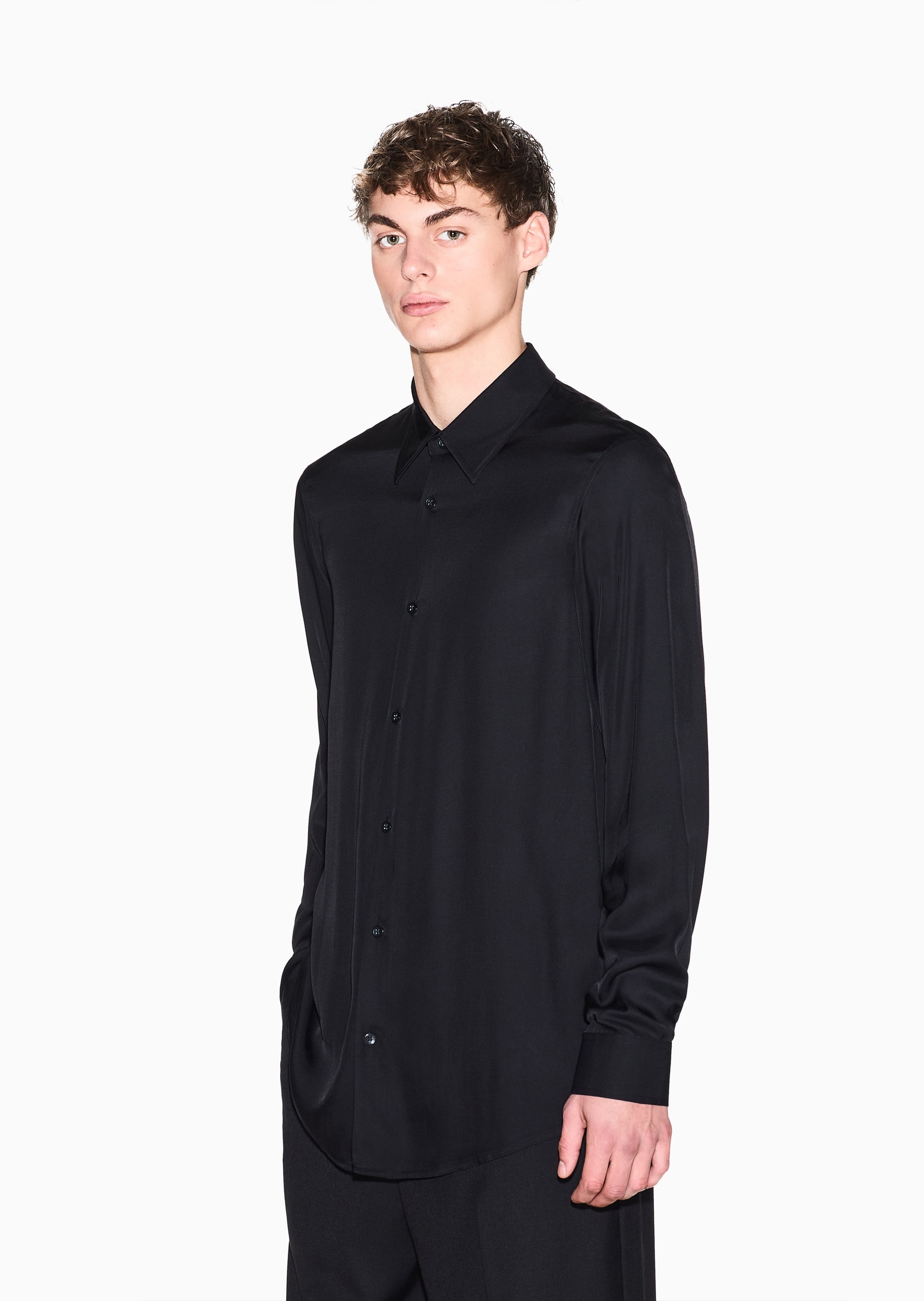 ARMANI EXCHANGE 男士长袖翻领纽扣门襟纯色休闲衬衫