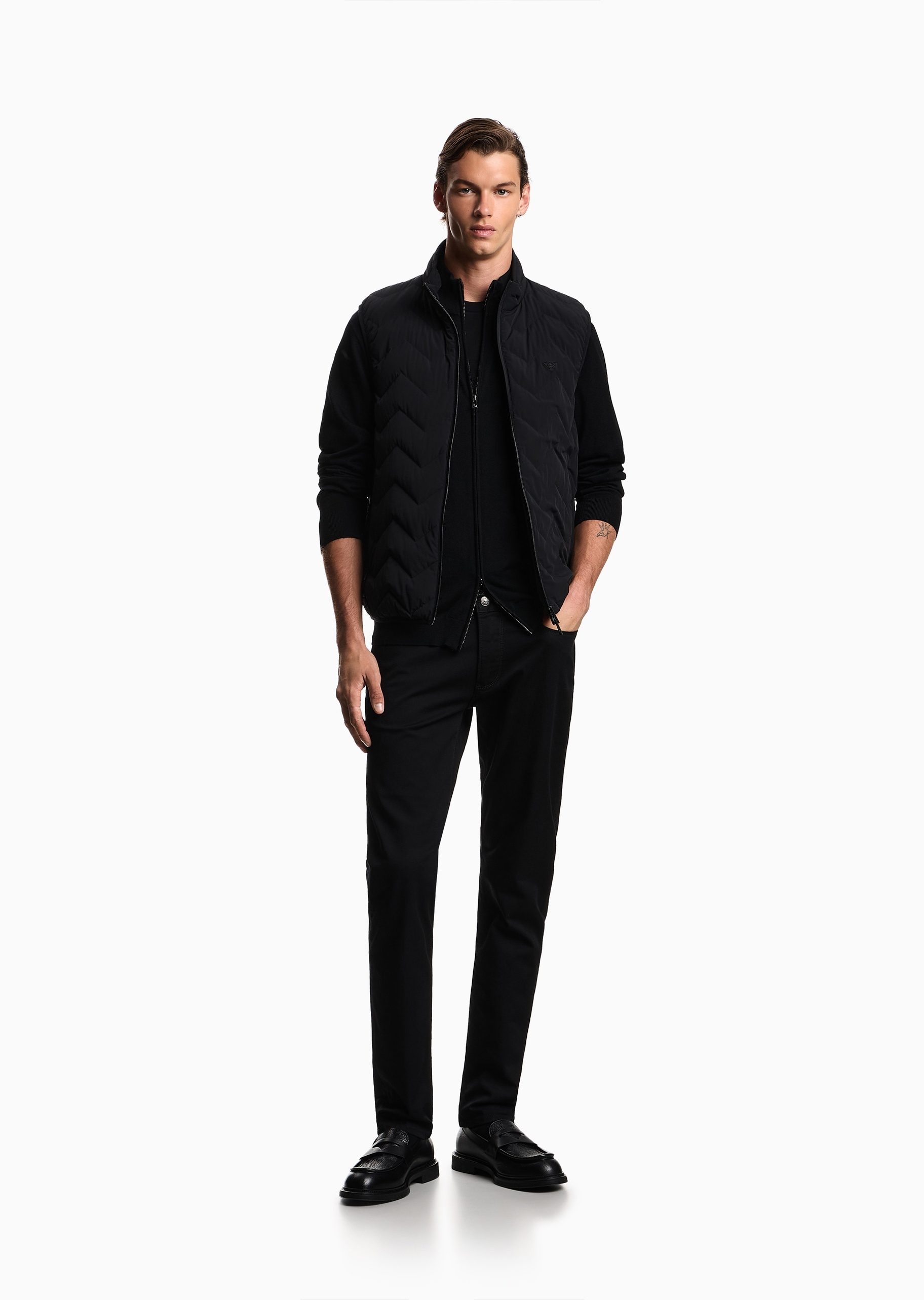 Emporio Armani 男士全绵羊毛长袖立领商务休闲针织开衫