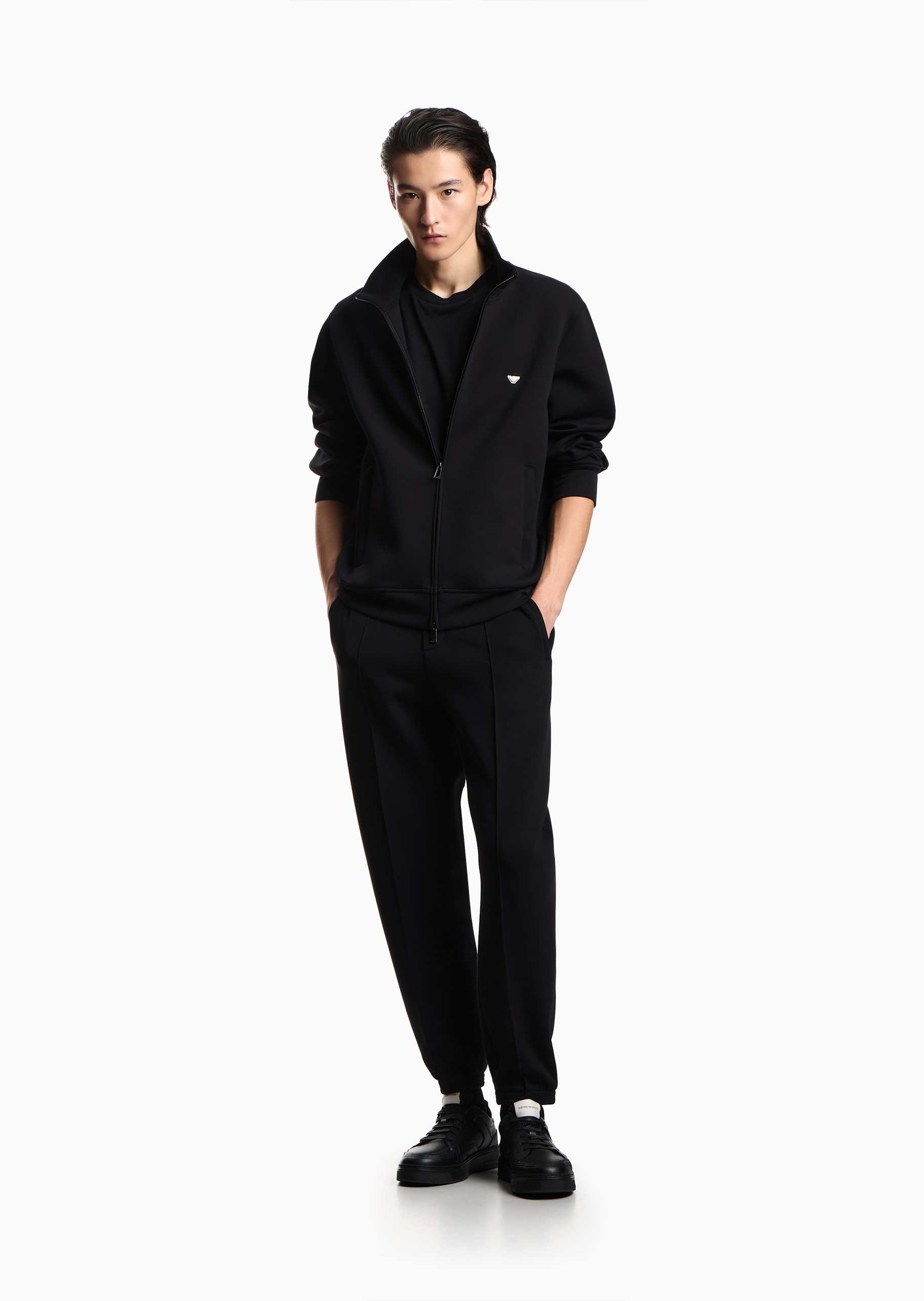 Emporio Armani 男士合身长袖立领拉链鹰标刺绣卫衣外套