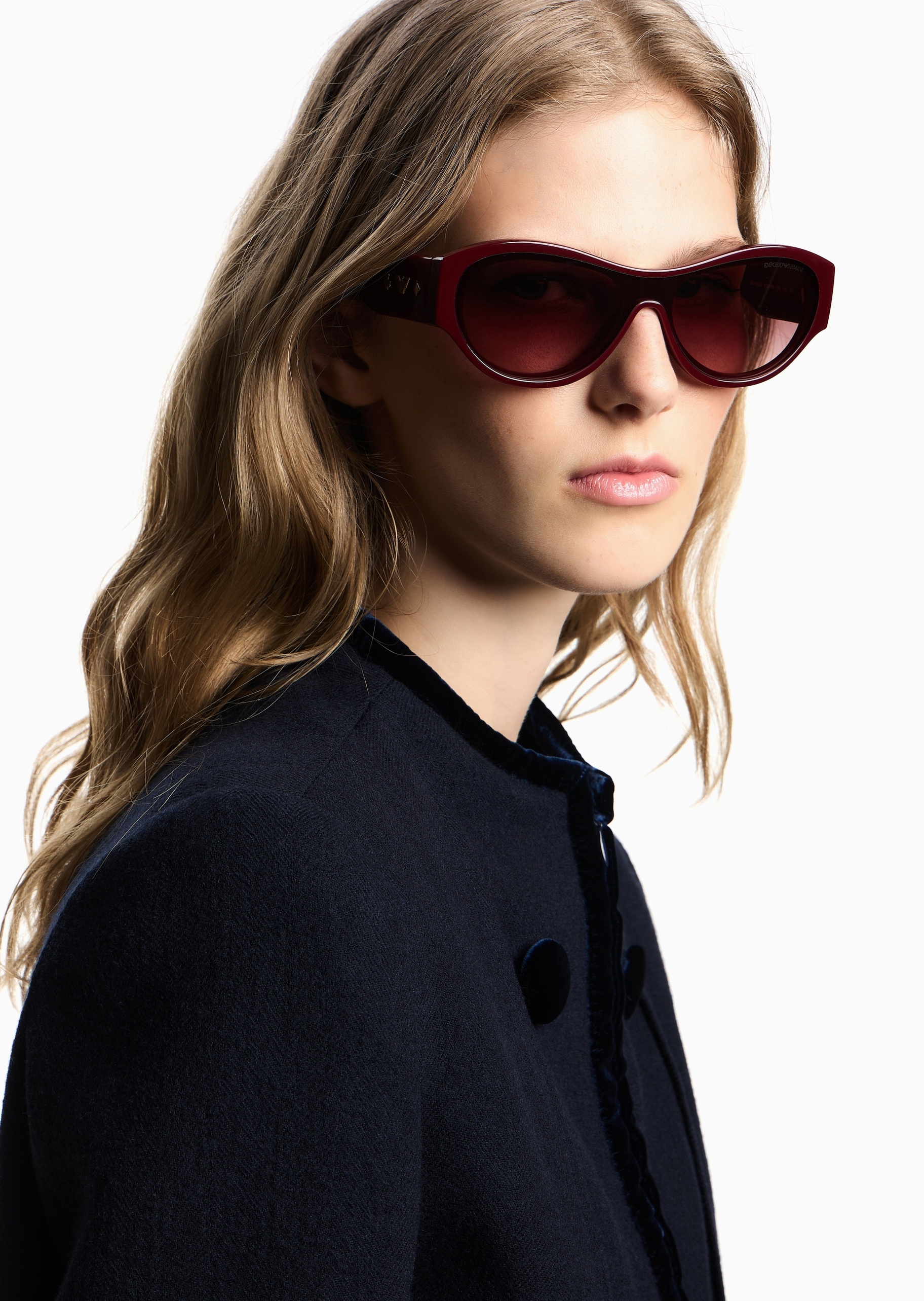 Emporio Armani 女士不规则形粗框加宽镜腿太阳眼镜