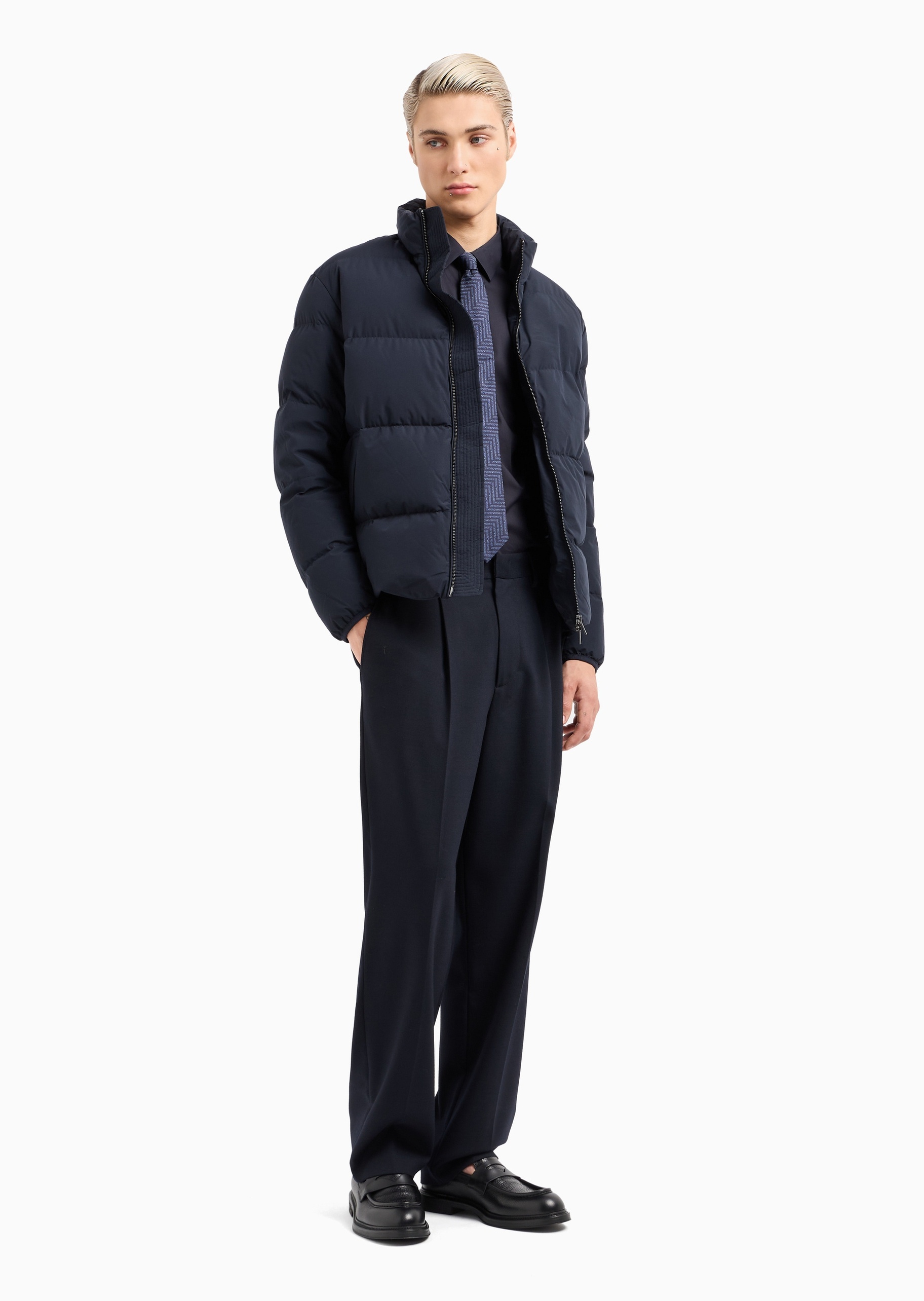 Emporio Armani 男士棉质微弹修身长袖翻领纯色衬衫