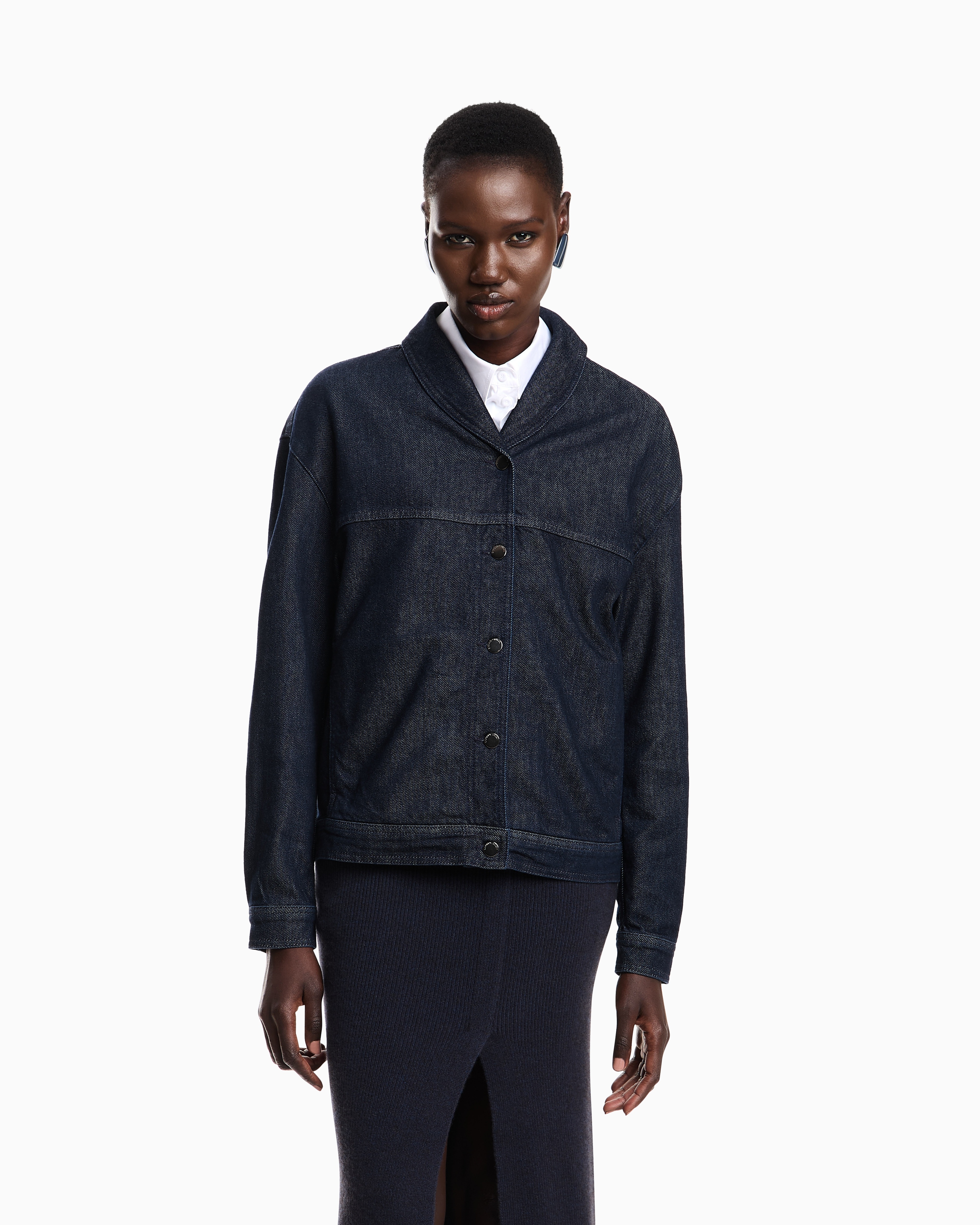 Emporio Armani 女士翻领宽松休闲复古牛仔夹克外套