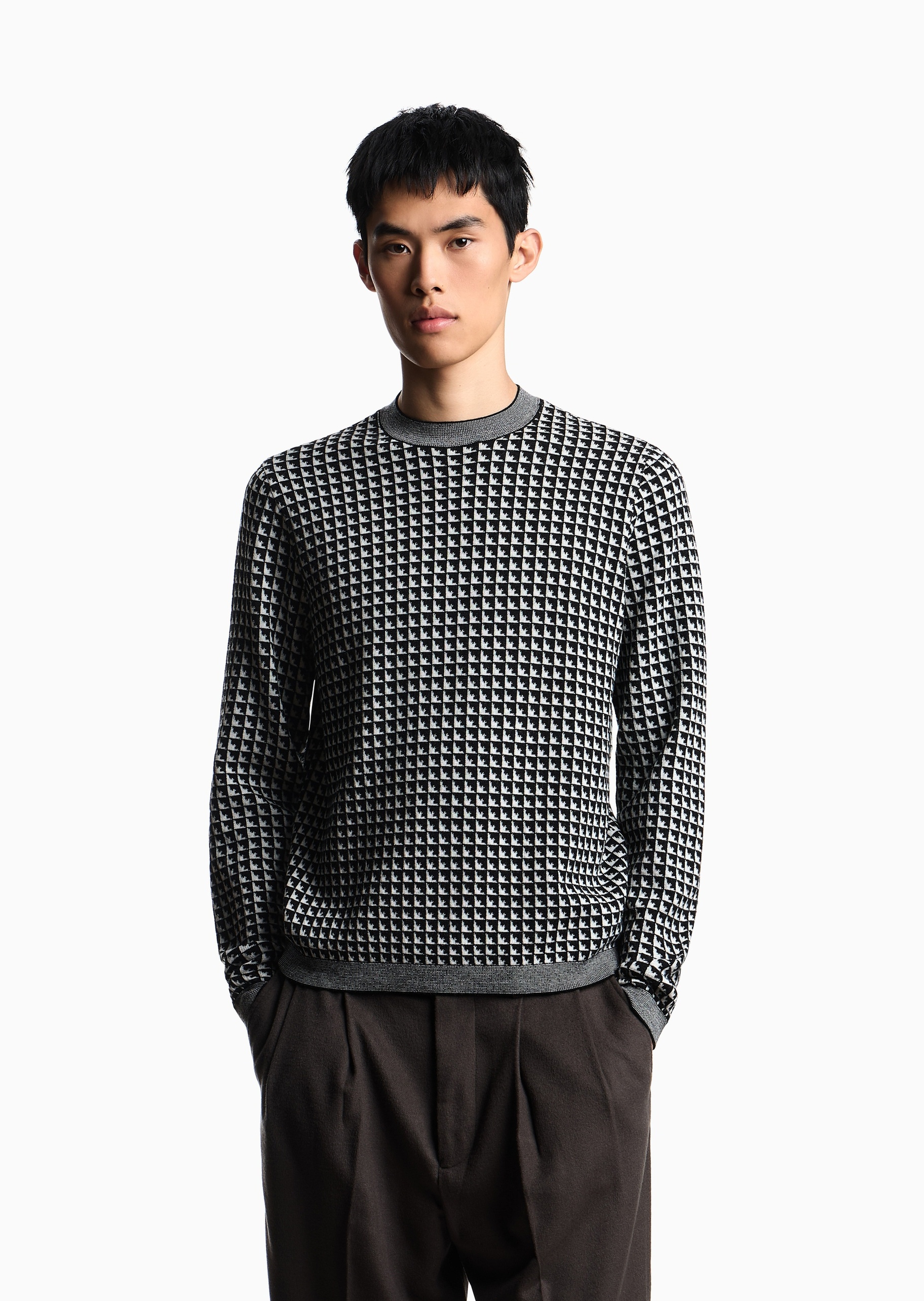 Emporio Armani 男士圆领绵羊毛提花格纹套头针织毛衣