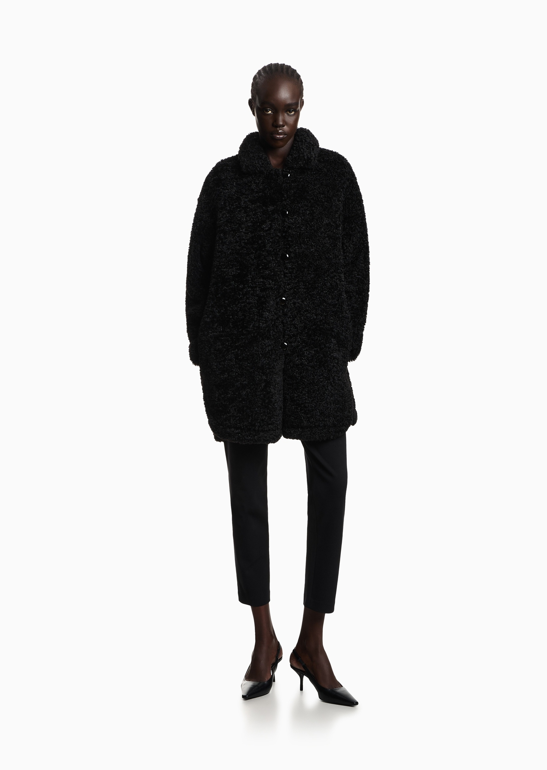 Emporio Armani 女士长袖翻领单排纽扣门襟秀场同款大衣