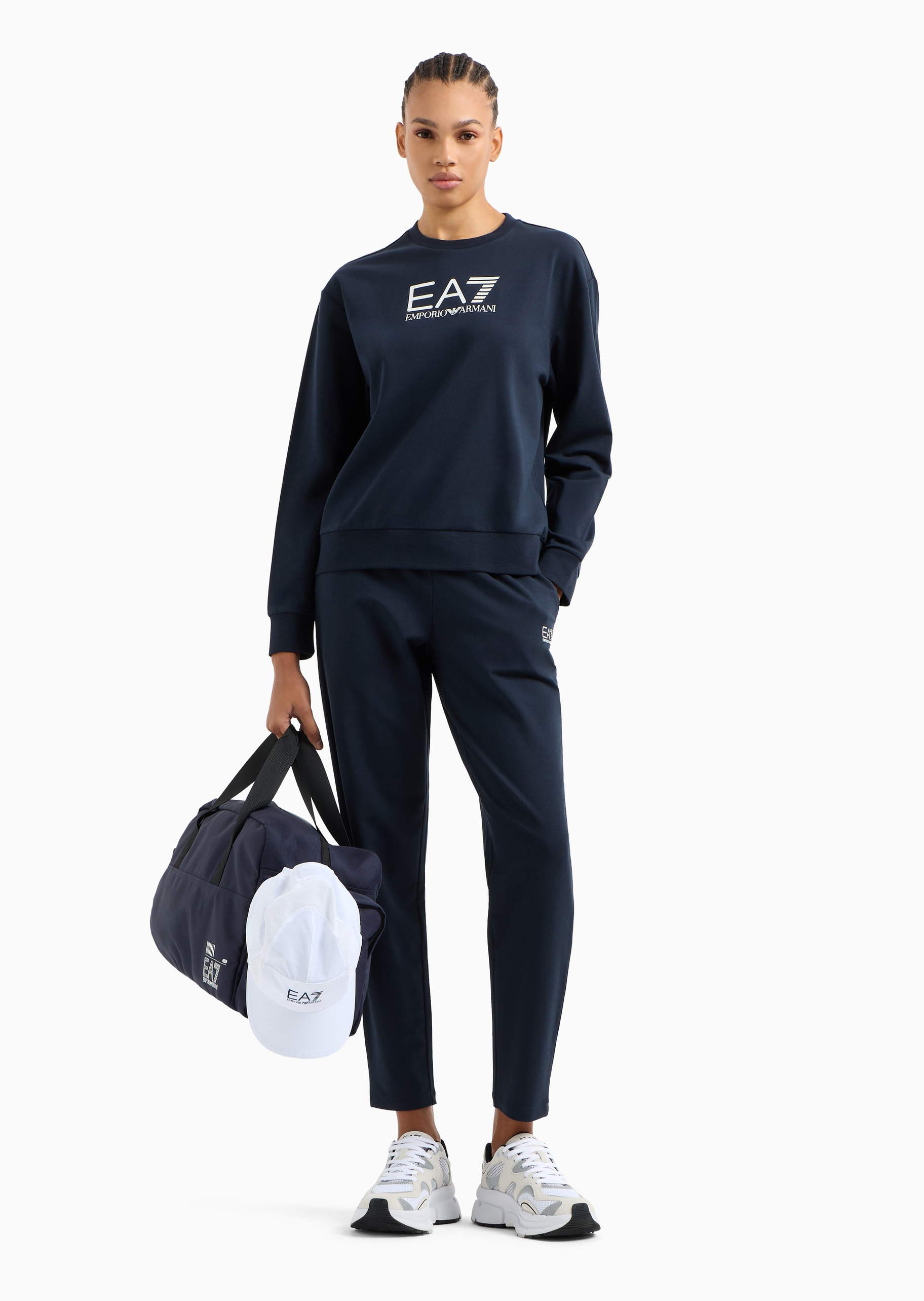 EA7 女士纯棉圆领卫衣卫裤健身训练运动套装