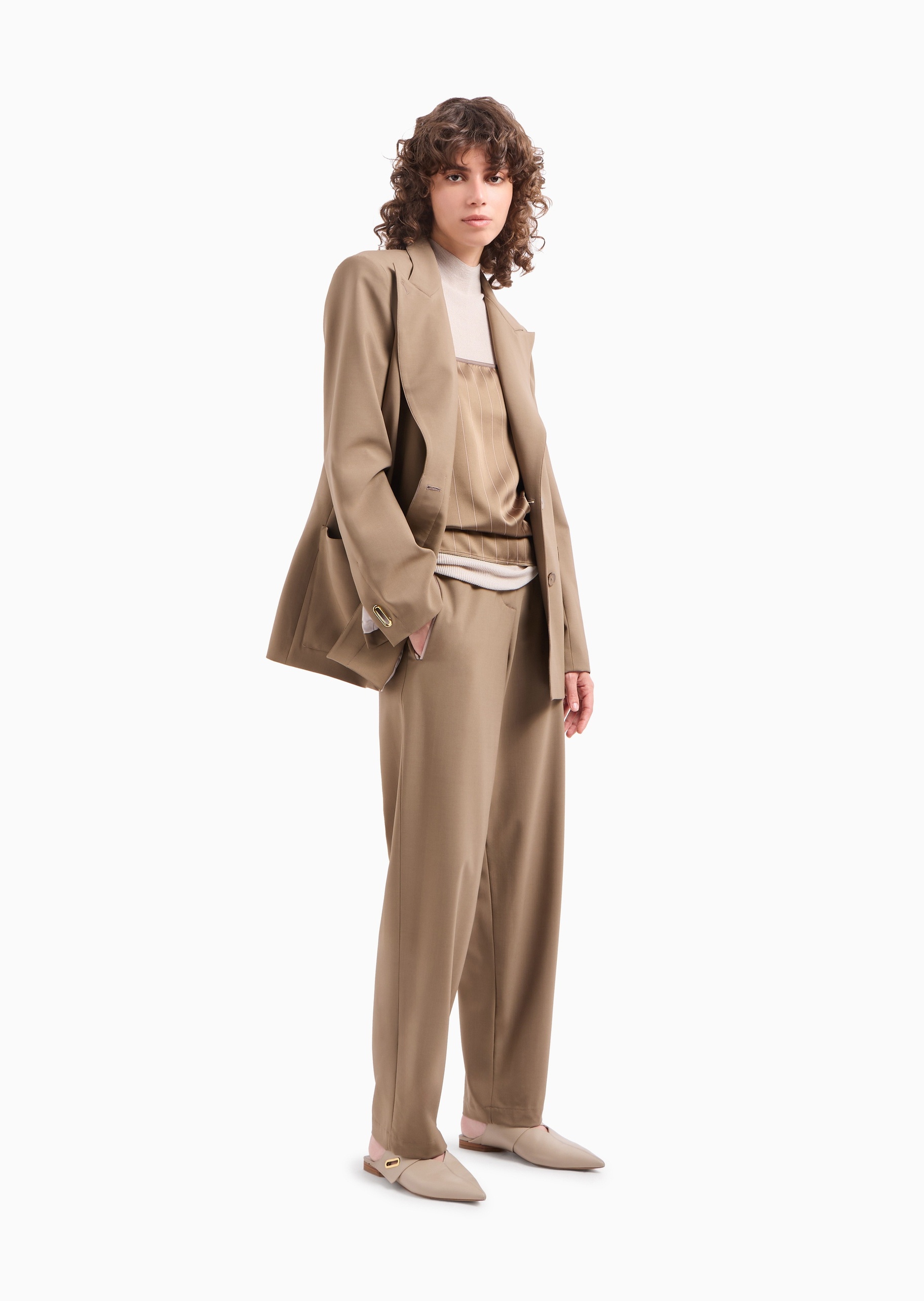 Emporio Armani 女士吊带直领细条纹优雅纯色上衣