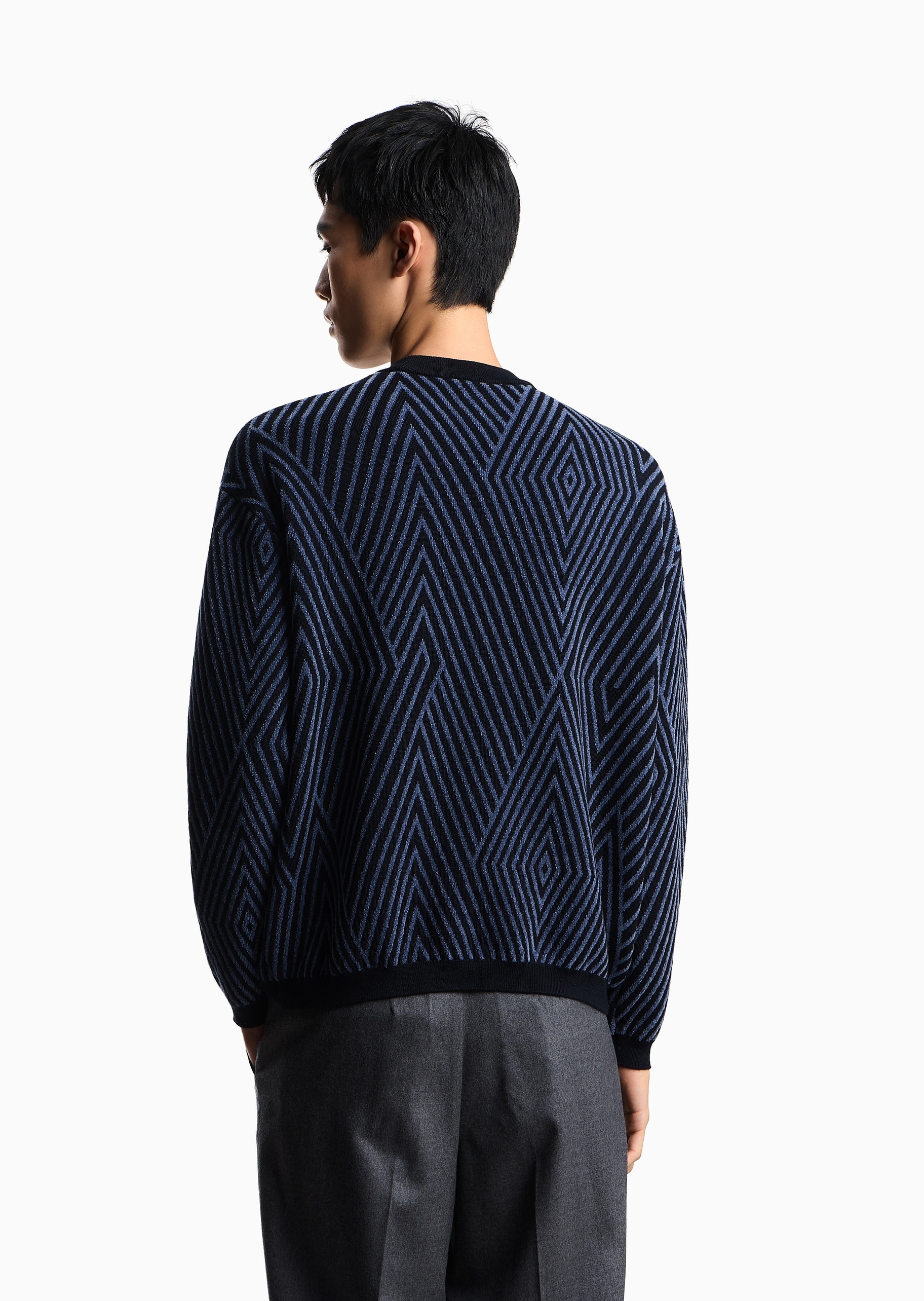 Emporio Armani 男士圆领混纺提花巴恩风套头针织毛衣