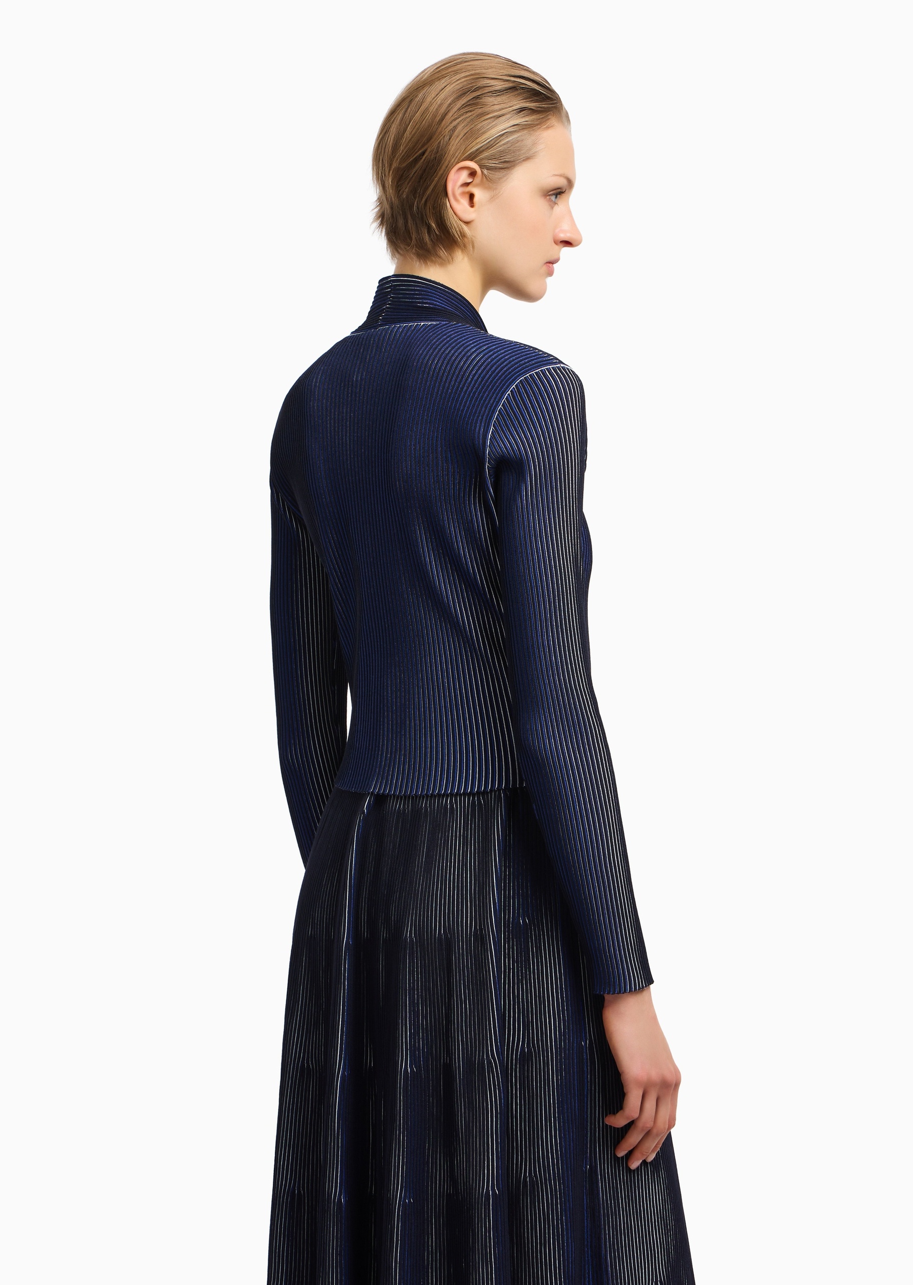 Emporio Armani 女士短款V领纽扣门襟条纹针织开衫