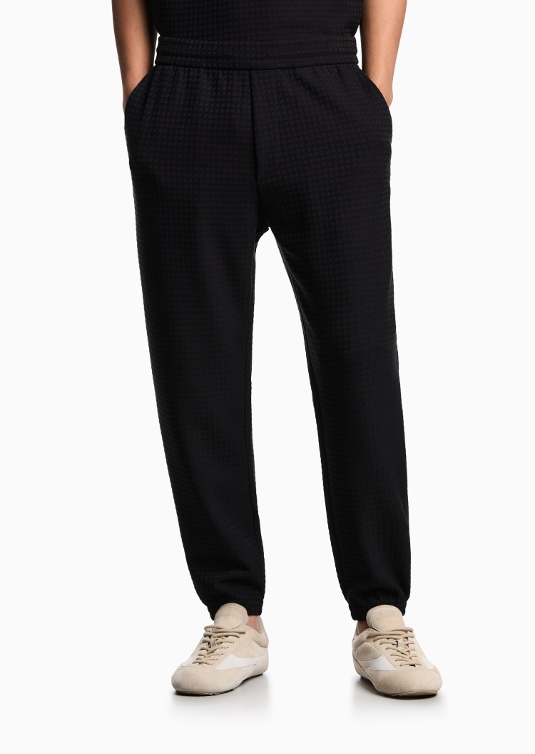 Emporio Armani 男士宽松休闲松弛感莱赛尔束脚运动卫裤