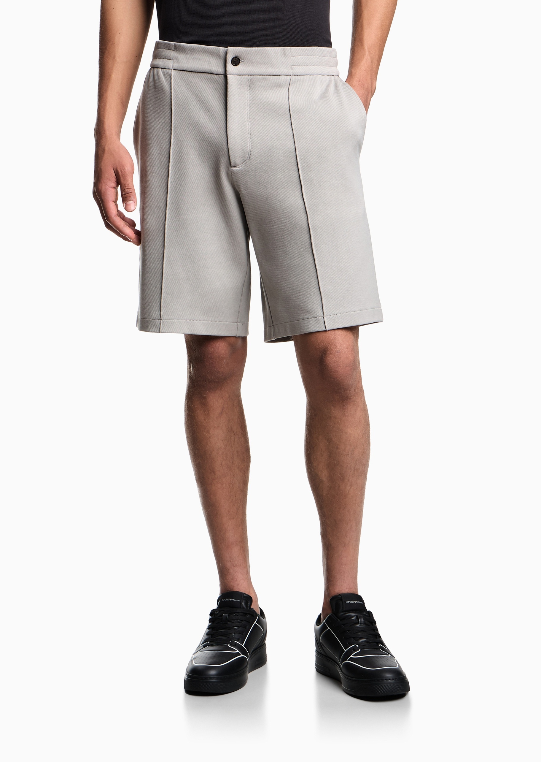 Emporio Armani 男士棉质微弹合身直筒休闲纯色短裤