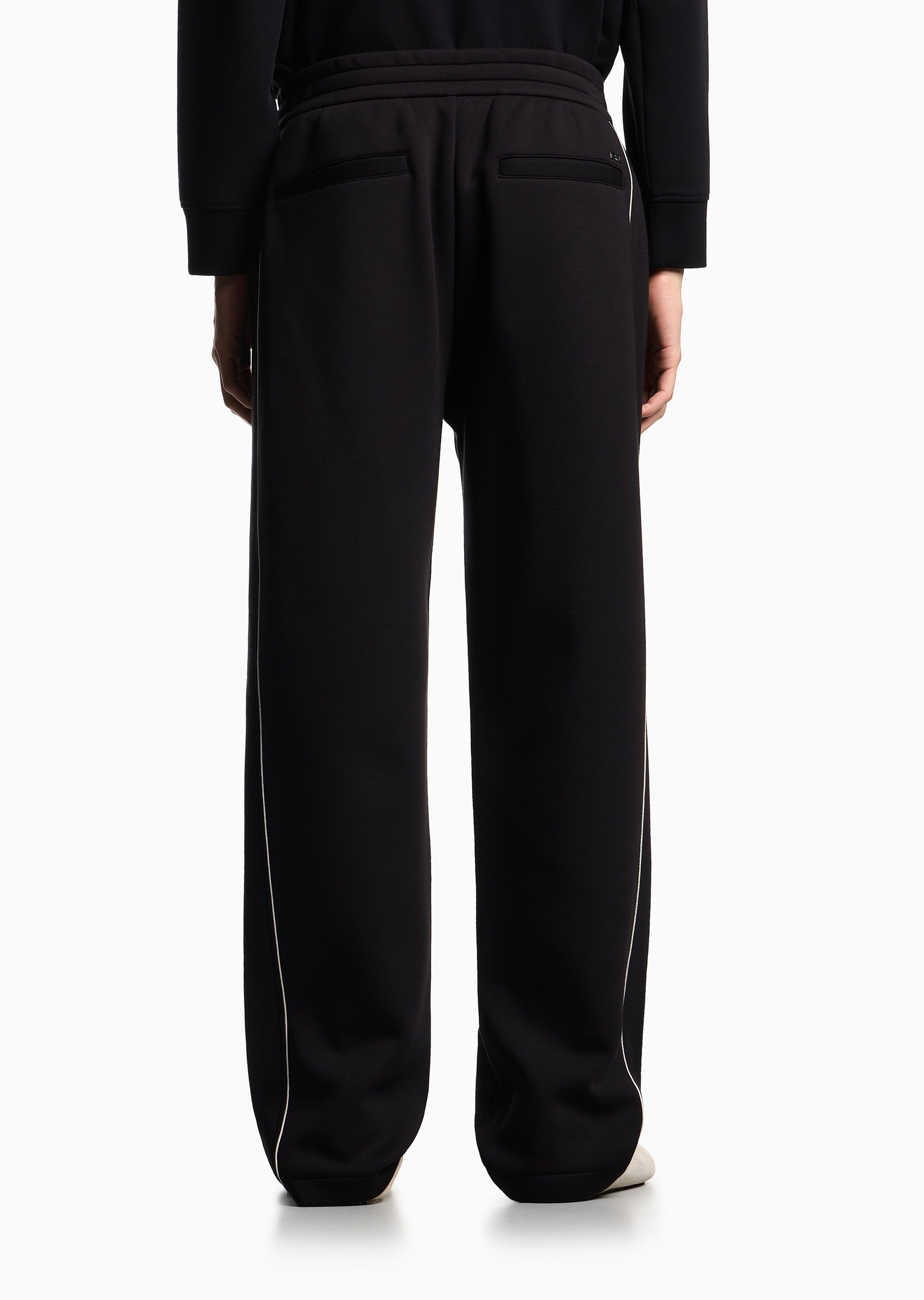 Emporio Armani 男士宽松休闲复古松弛感运动卫裤