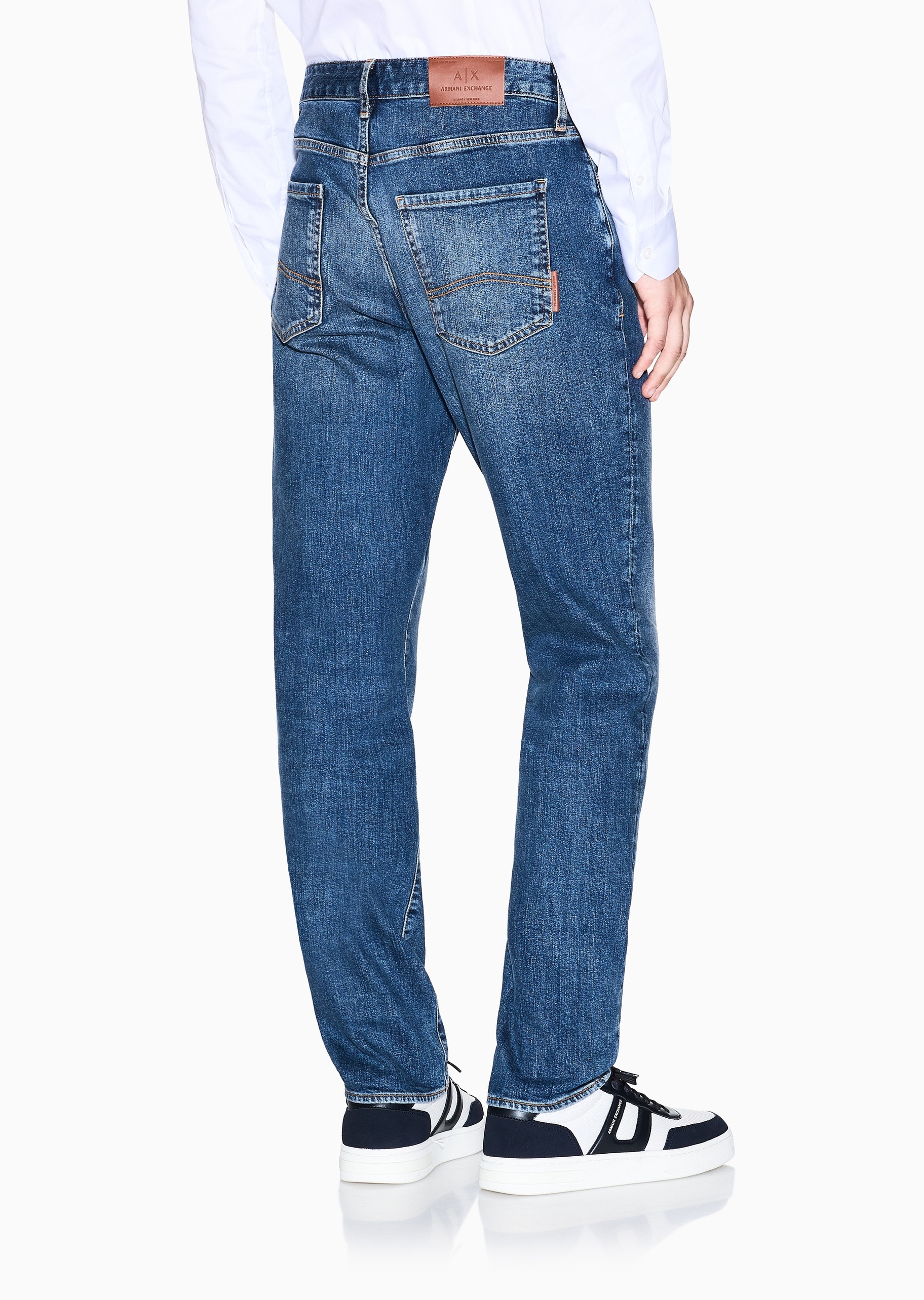 ARMANI EXCHANGE 男士纯棉直筒复古水洗休闲牛仔裤长裤