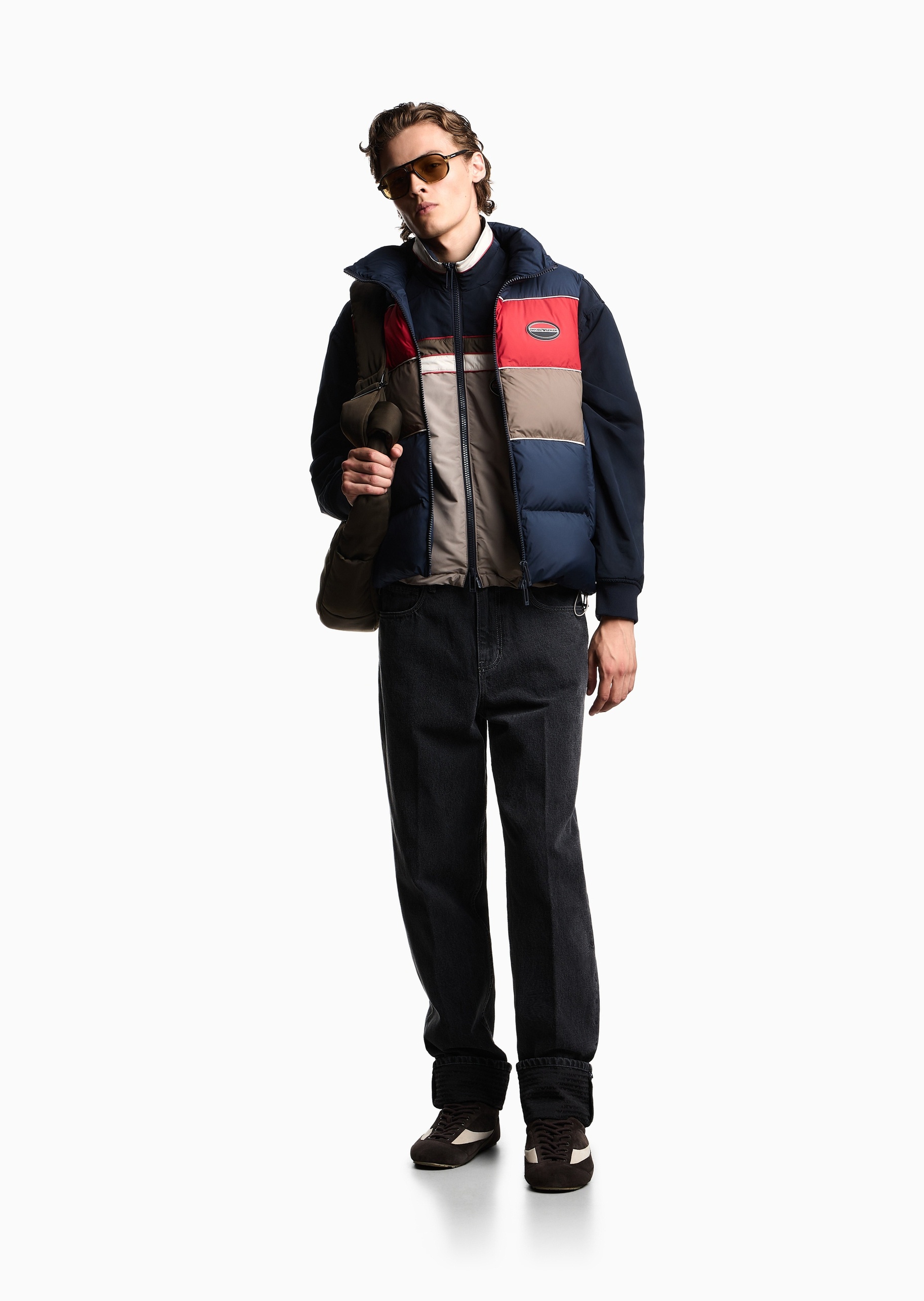 Emporio Armani 男士宽松中腰卷边复古纯棉牛仔裤