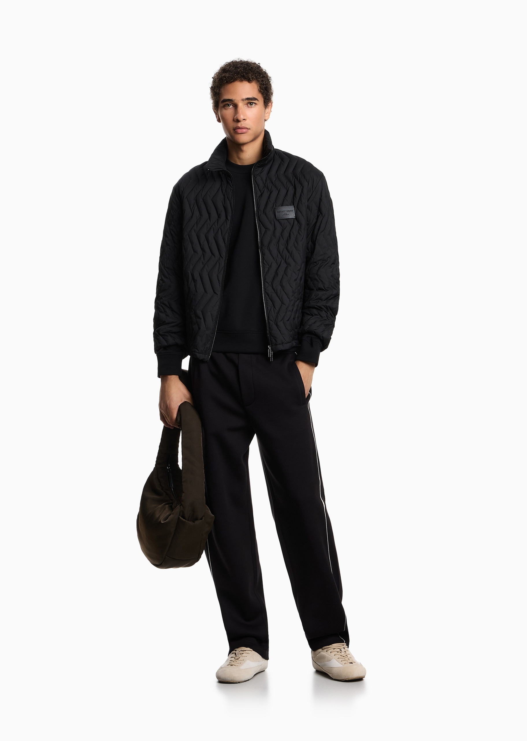 Emporio Armani 男女同款刺绣落肩运动休闲套头卫衣