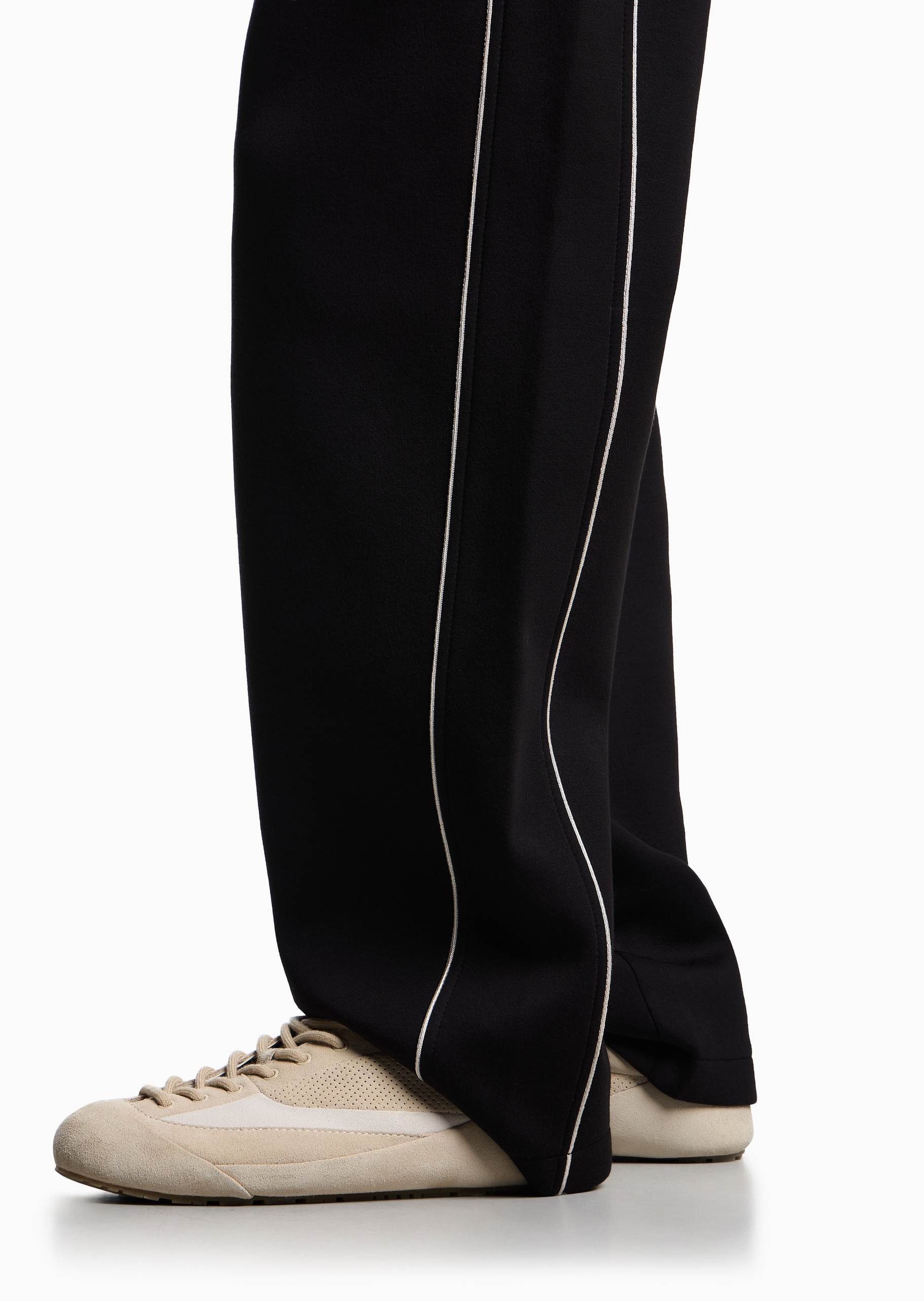 Emporio Armani 男士宽松休闲复古松弛感运动卫裤