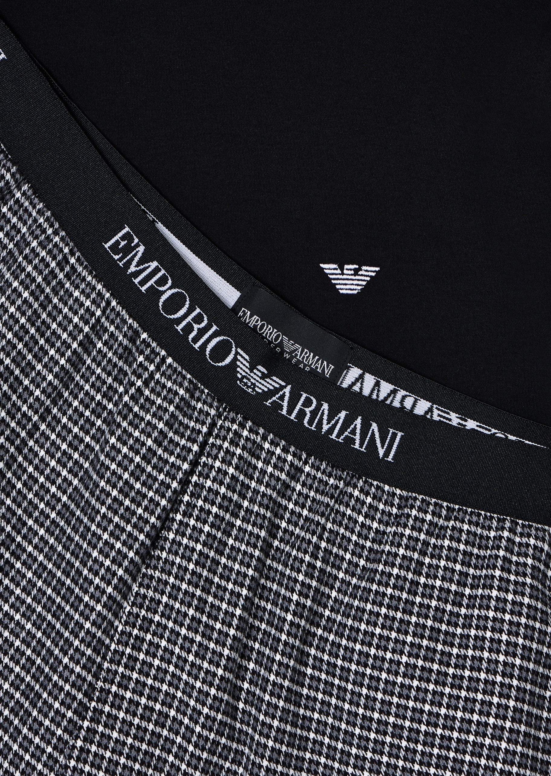 Emporio Armani 男士圆领长袖T恤格纹长裤家居套装