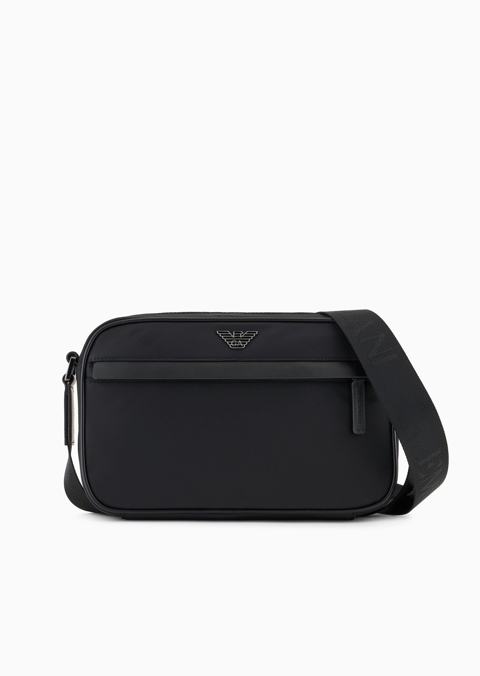 Emporio Armani 男士拉链横款可调节肩带单肩斜挎包