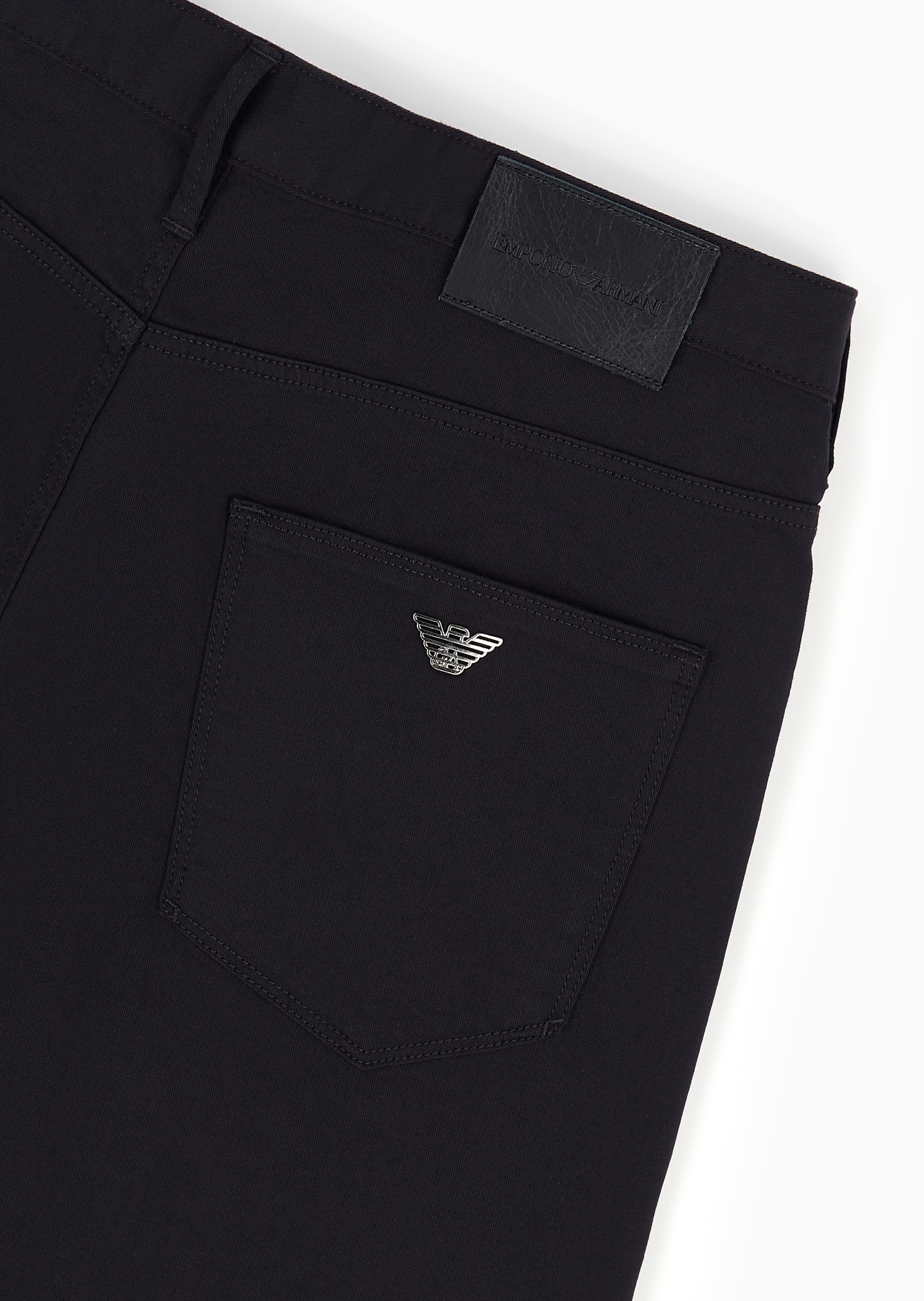 Emporio Armani 男士弹力修身低腰复古水洗休闲经典牛仔裤