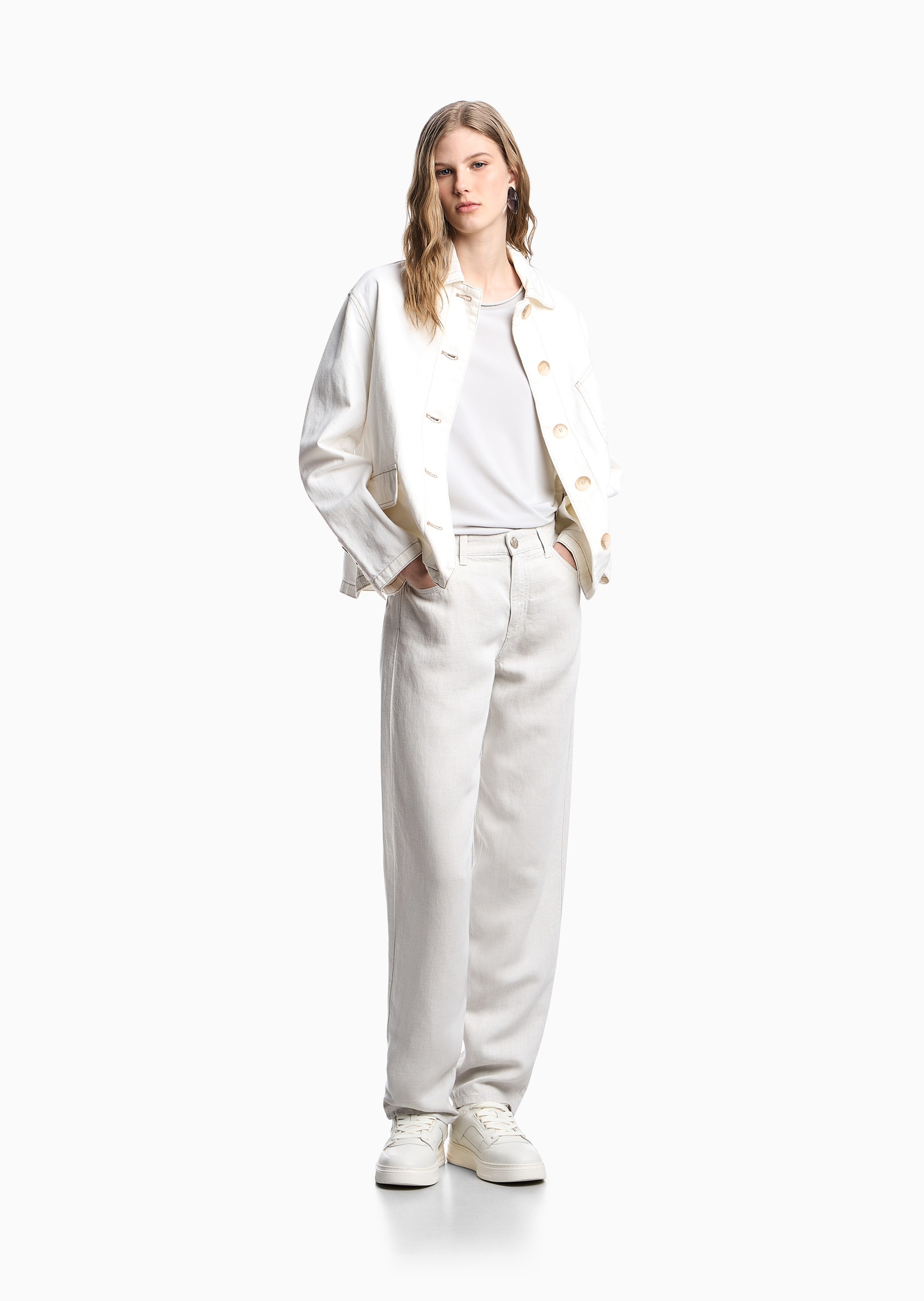 Emporio Armani 女士莱赛尔宽松中腰长款锥形牛仔裤
