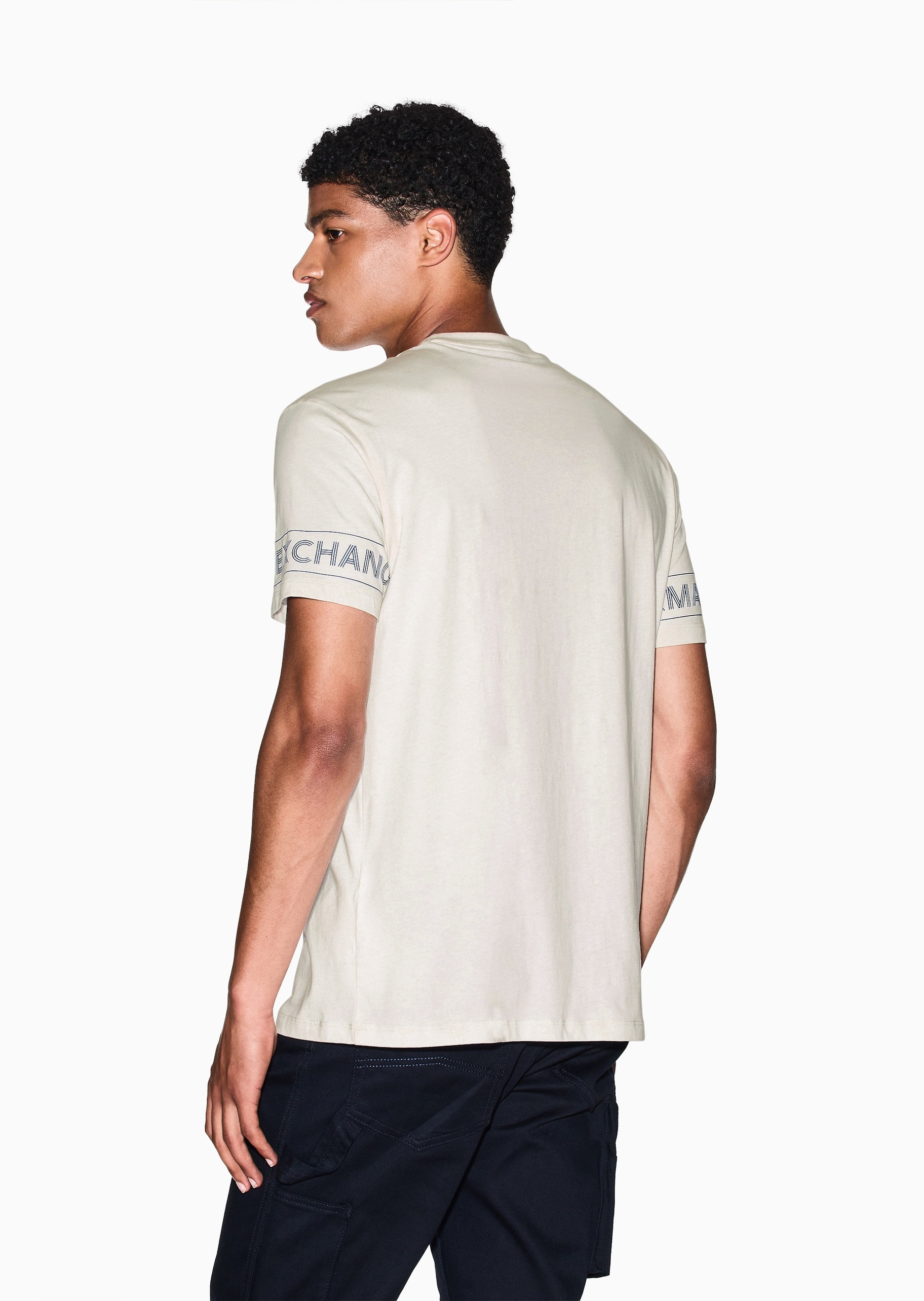 ARMANI EXCHANGE 男士纯棉合身短袖圆领字母饰边轻薄T恤衫