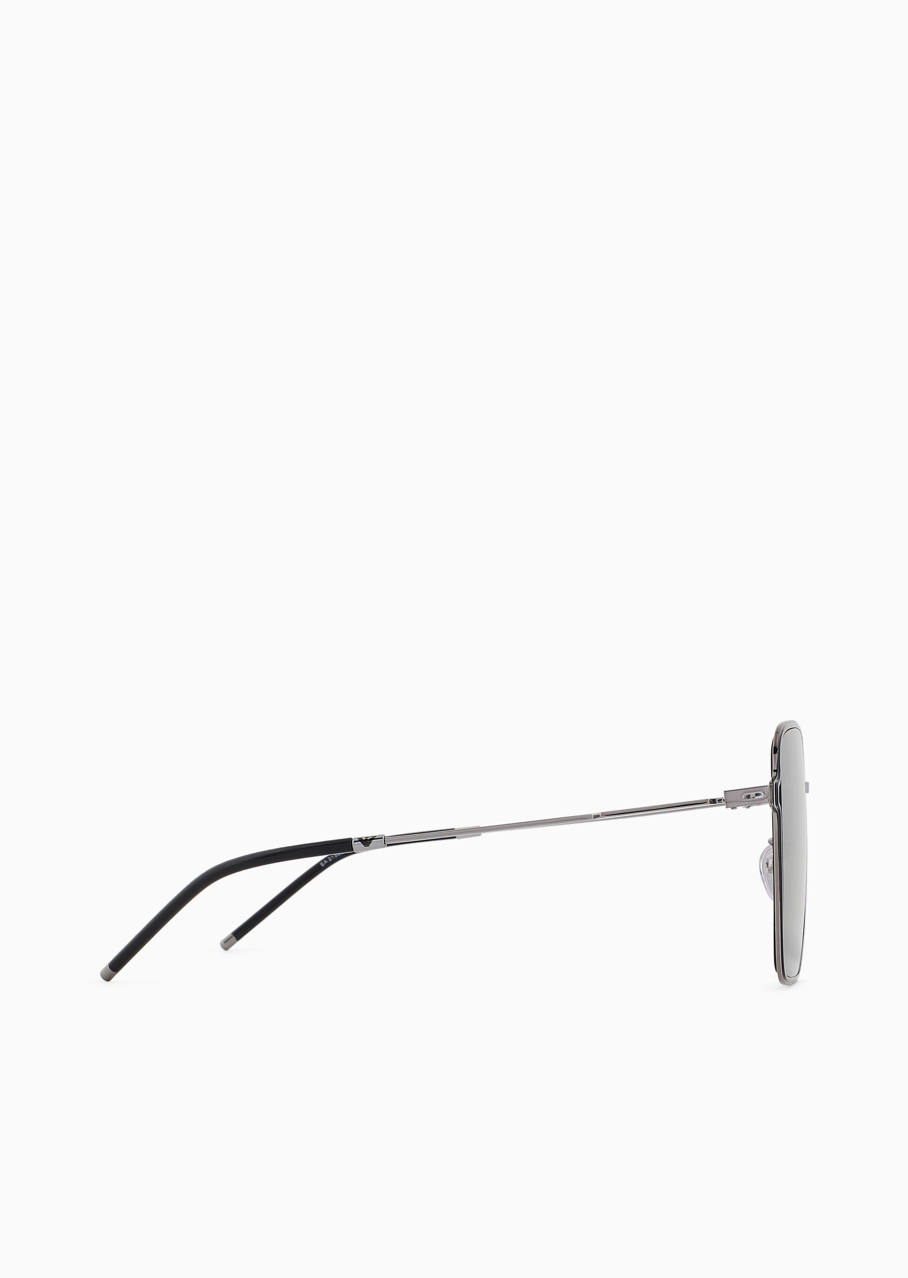 Emporio Armani 女士方形金属边框简约现代太阳眼镜