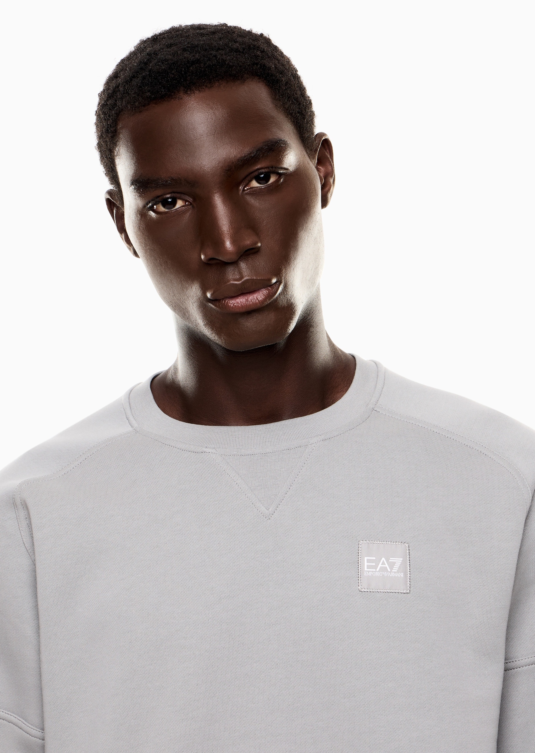 EA7 男士短款合身运动风重磅加绒套头卫衣