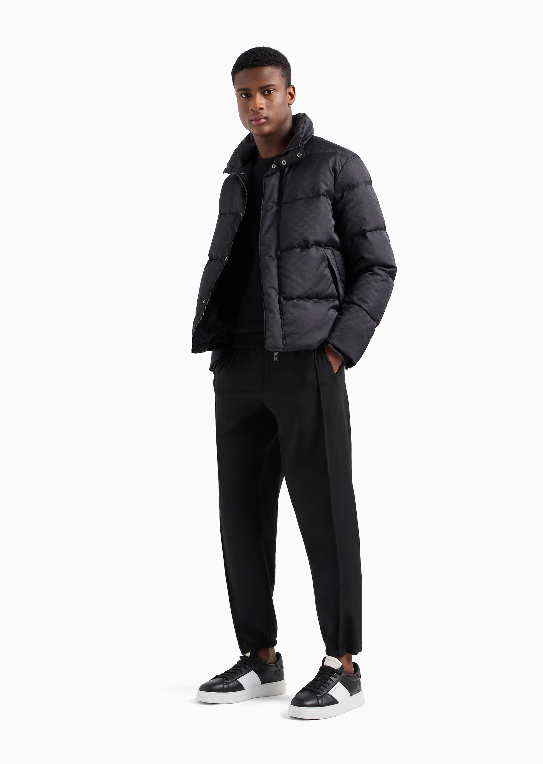 Emporio Armani 男士棉质弹力合身长袖圆领纯色卫衣