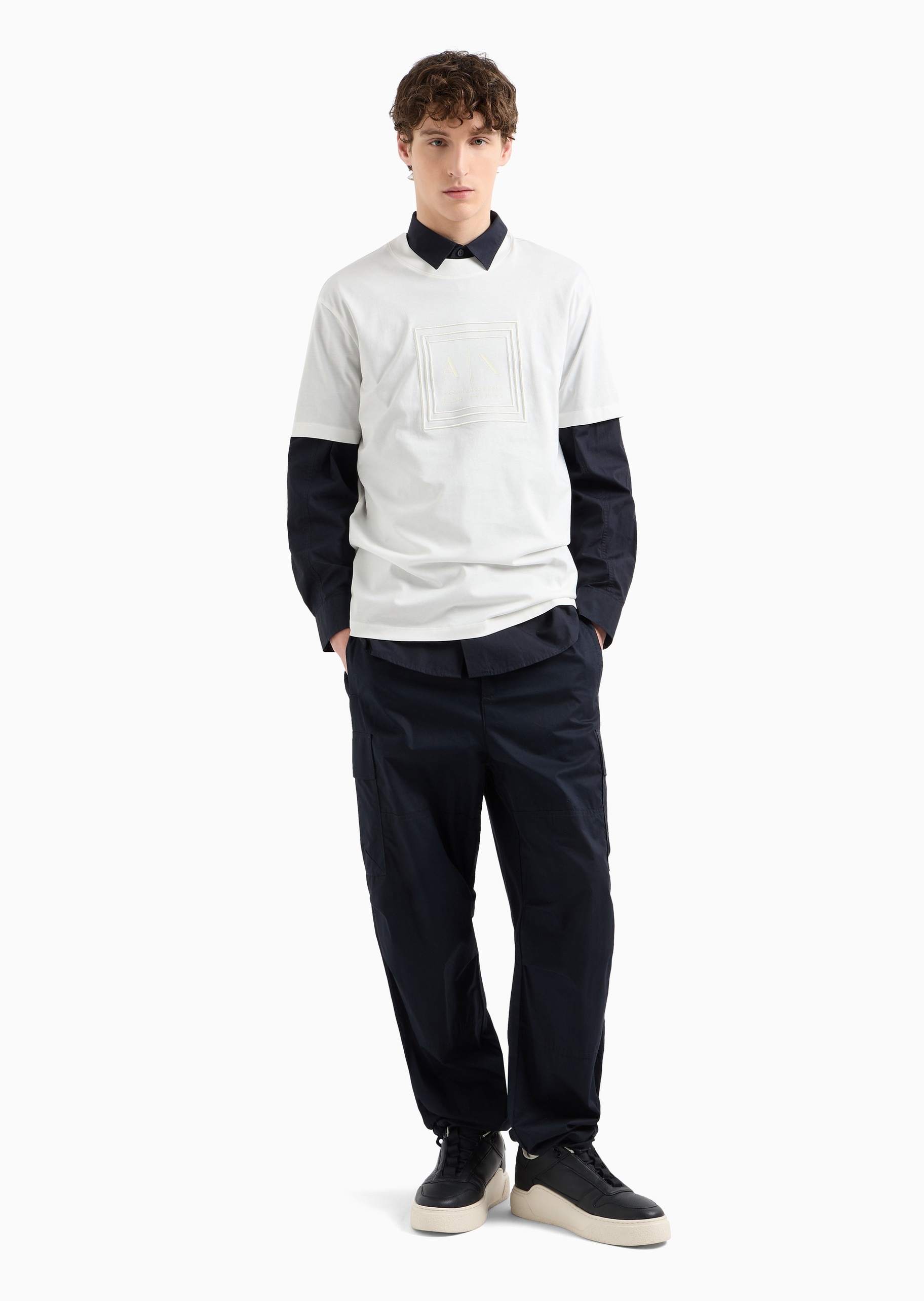 ARMANI EXCHANGE 男士全棉宽松短袖圆领框形刺绣时尚T恤