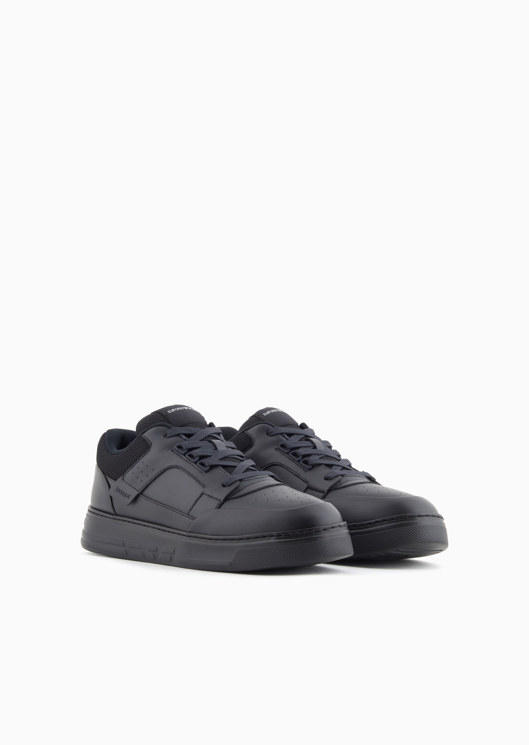 Emporio Armani 男士系带低帮圆头厚底板鞋运动鞋