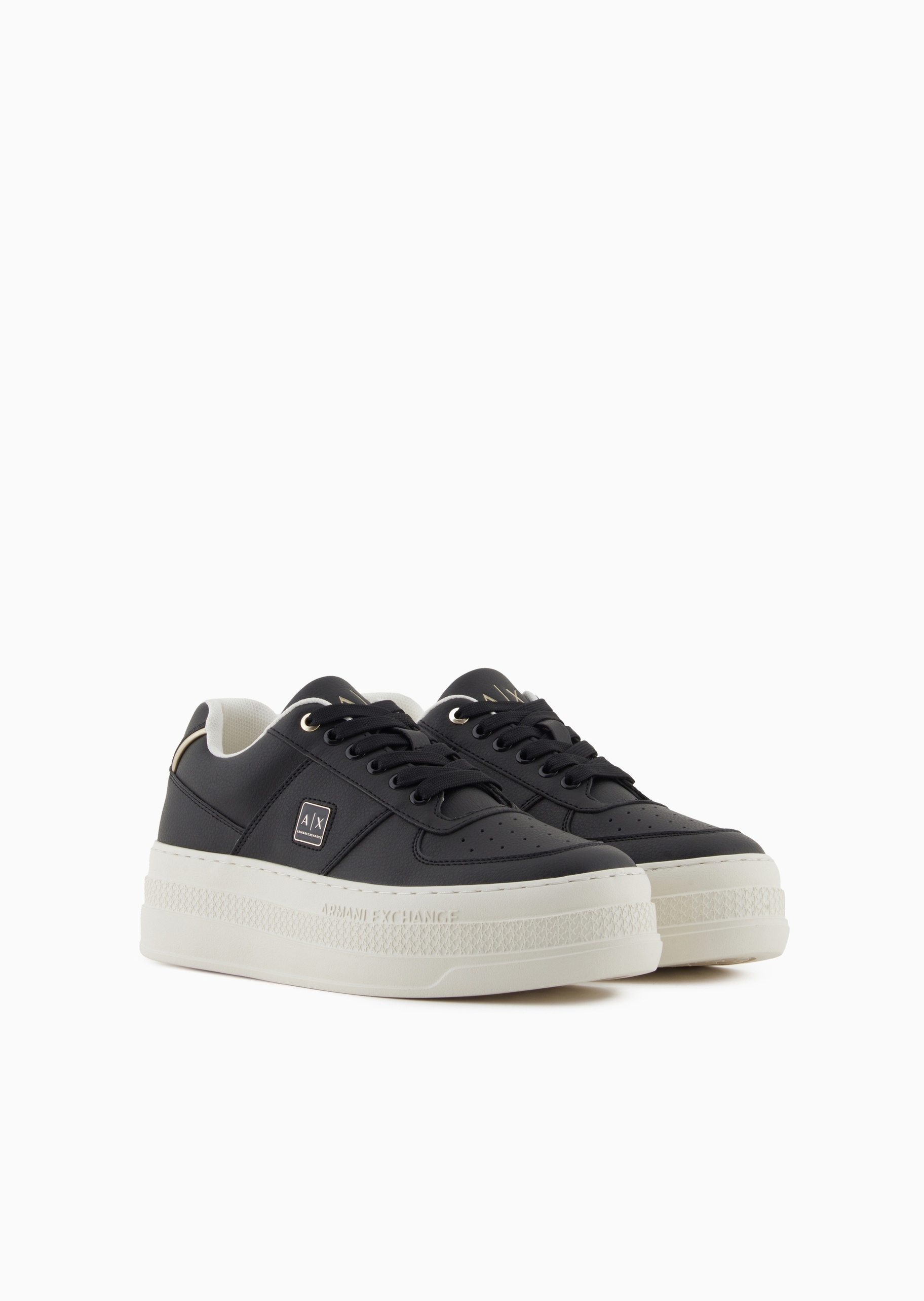 ARMANI EXCHANGE 女士系带低帮圆头厚底增高穿孔休闲鞋